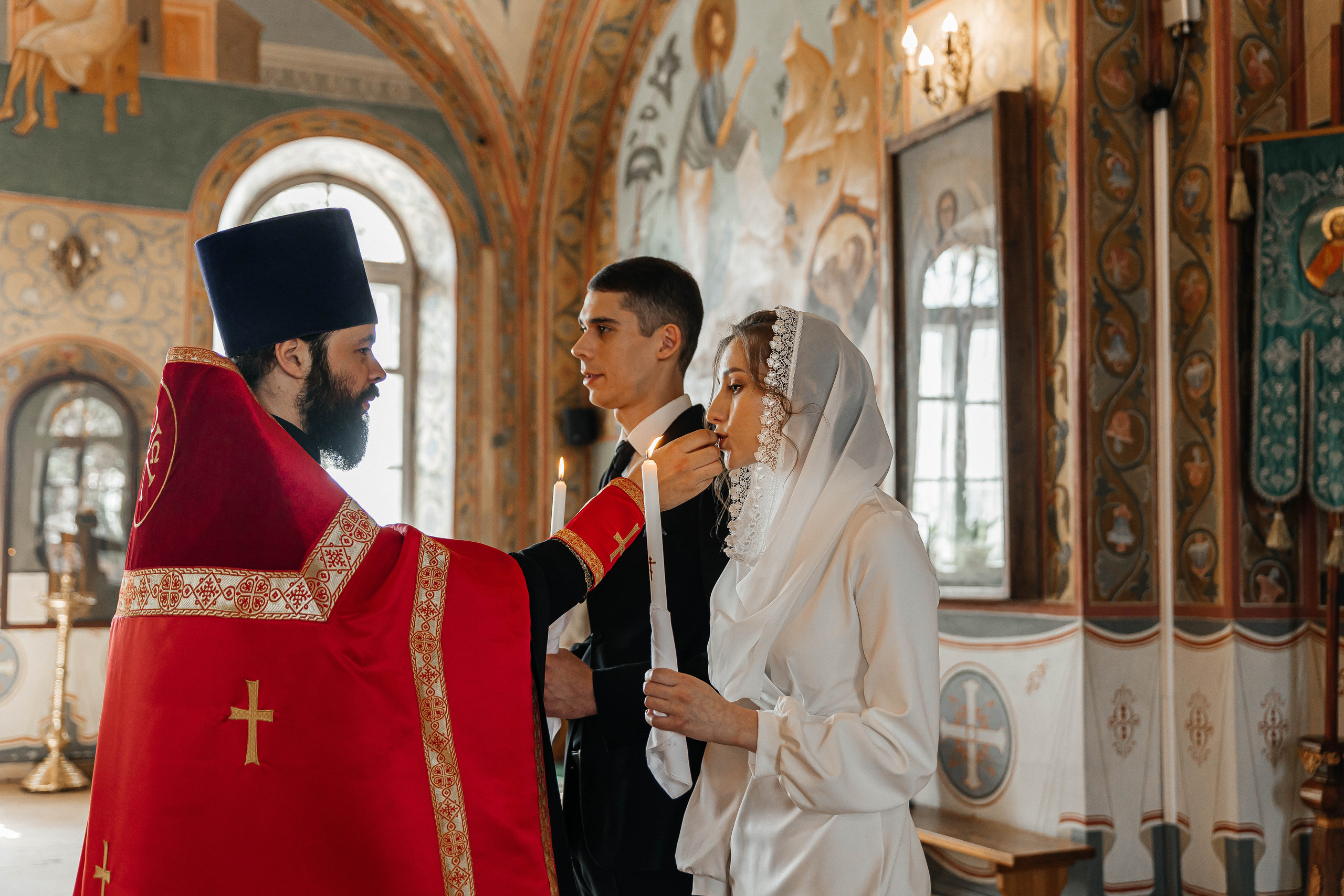 Венчание Наталья и Сергей. 1.05.2022 (Храм рождества Христова). Фотограф в Красногорске Инна Романова, индивидуальные съемки, лавстори