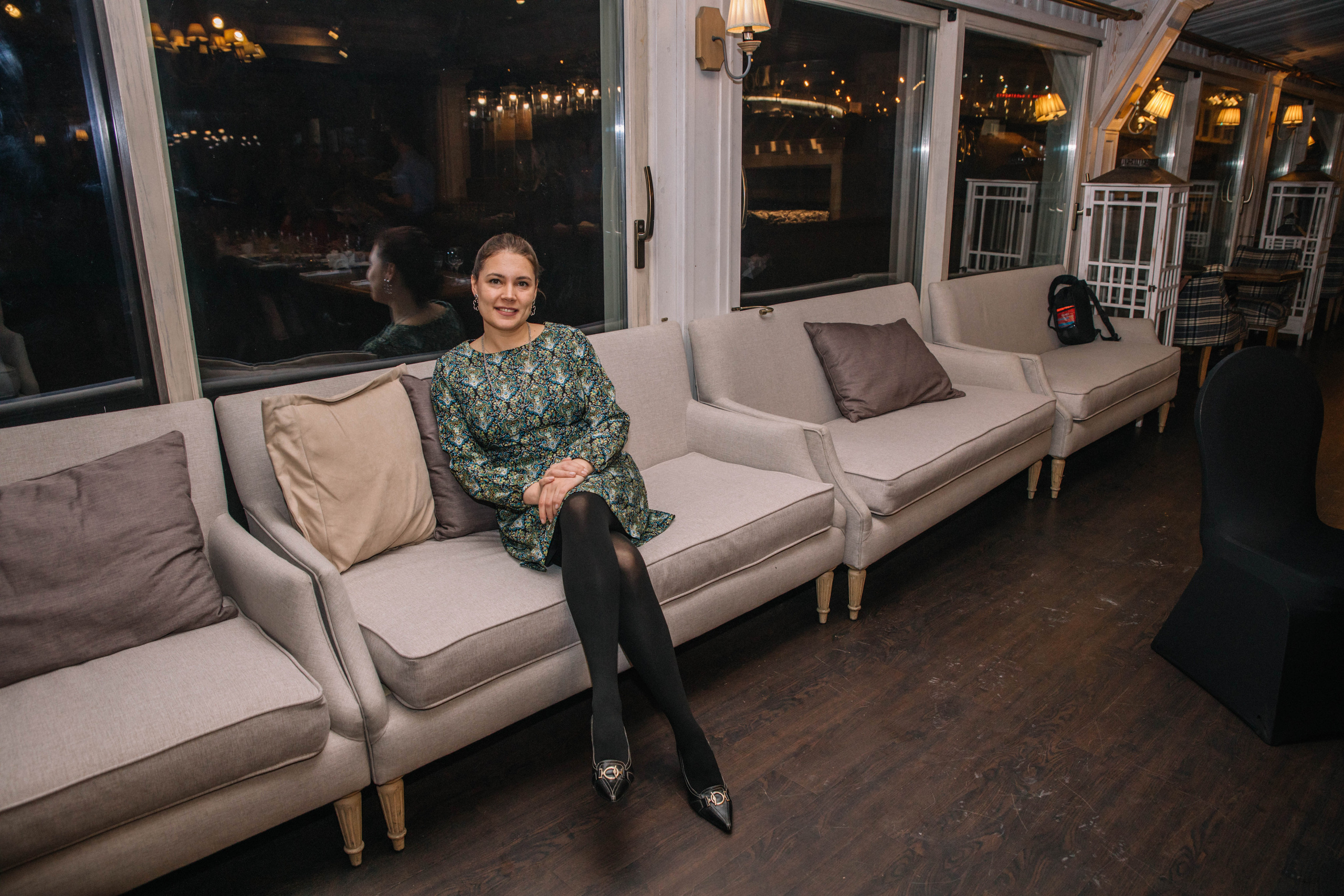 Новогодний корпоратив 2022. Ресторан Понтон. Фотограф в Красногорске Инна Романова, индивидуальные съемки, лавстори