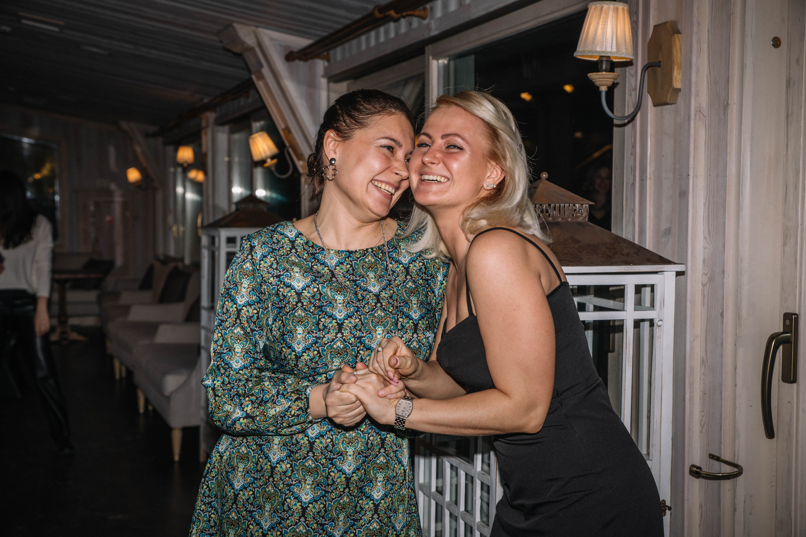 Новогодний корпоратив 2022. Ресторан Понтон. Фотограф в Красногорске Инна Романова, индивидуальные съемки, лавстори