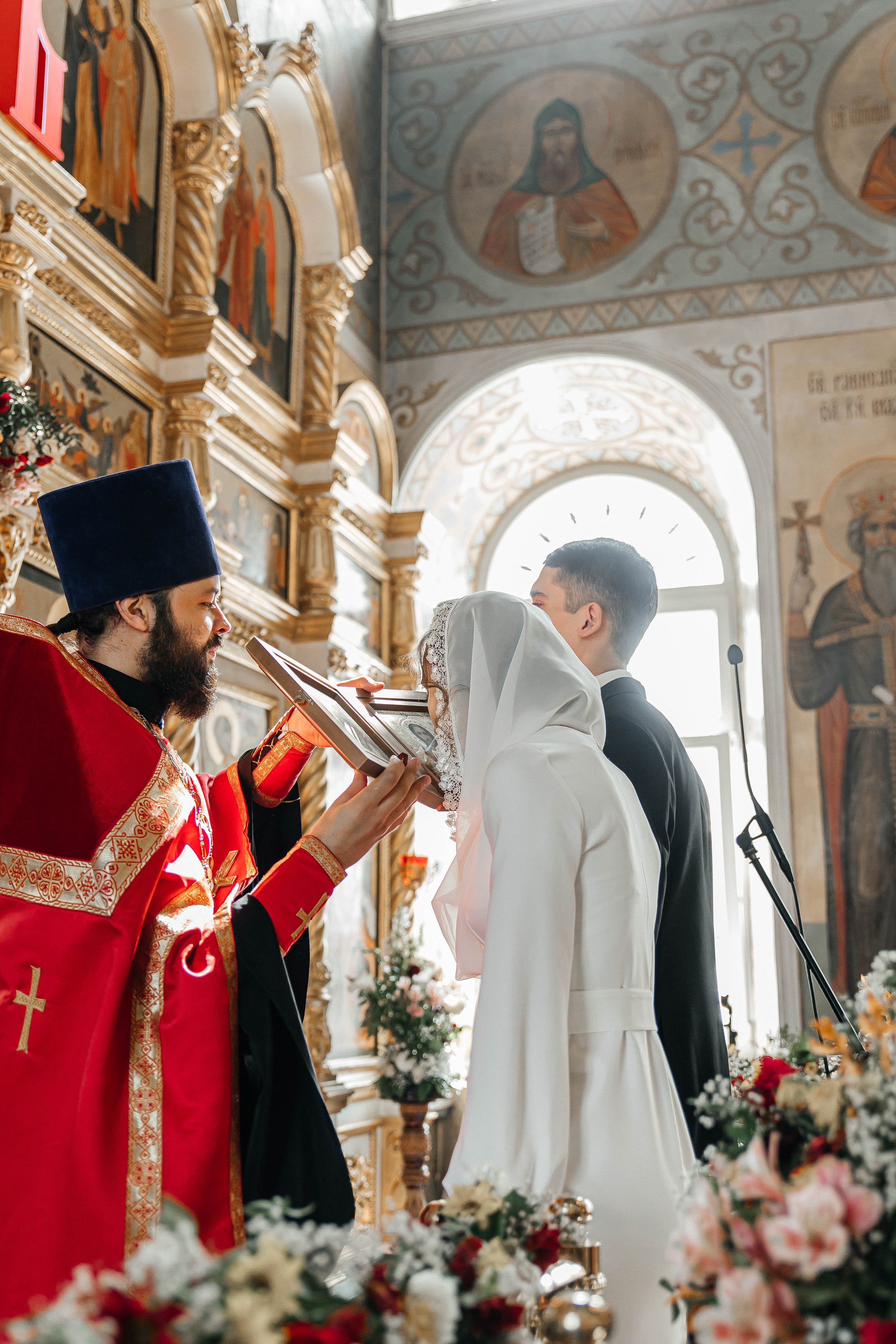 Венчание Наталья и Сергей. 1.05.2022 (Храм рождества Христова). Фотограф в Красногорске Инна Романова, индивидуальные съемки, лавстори