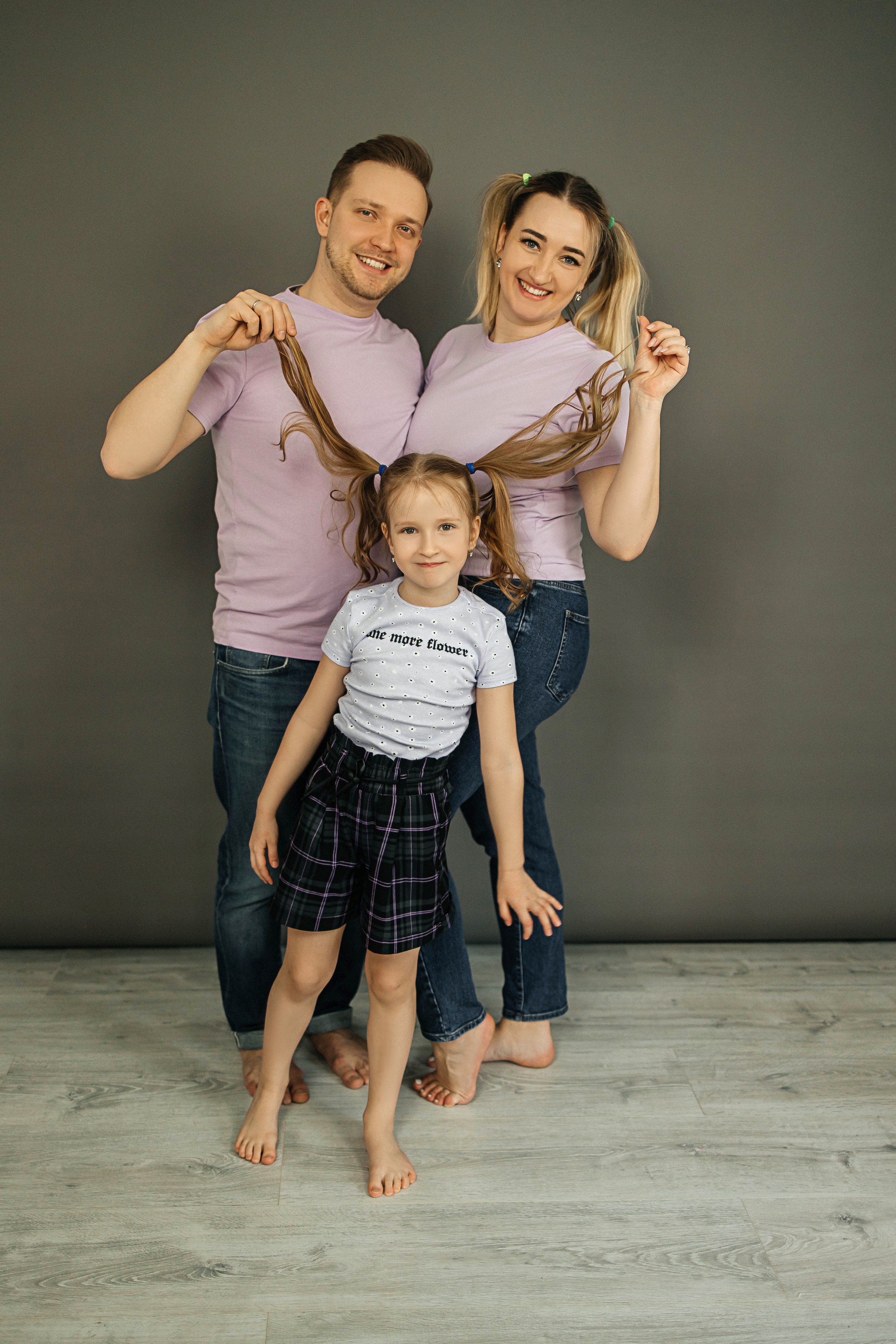 Оксана с семьей. Letotut.studio. Фотограф в Красногорске Инна Романова, индивидуальные съемки, лавстори