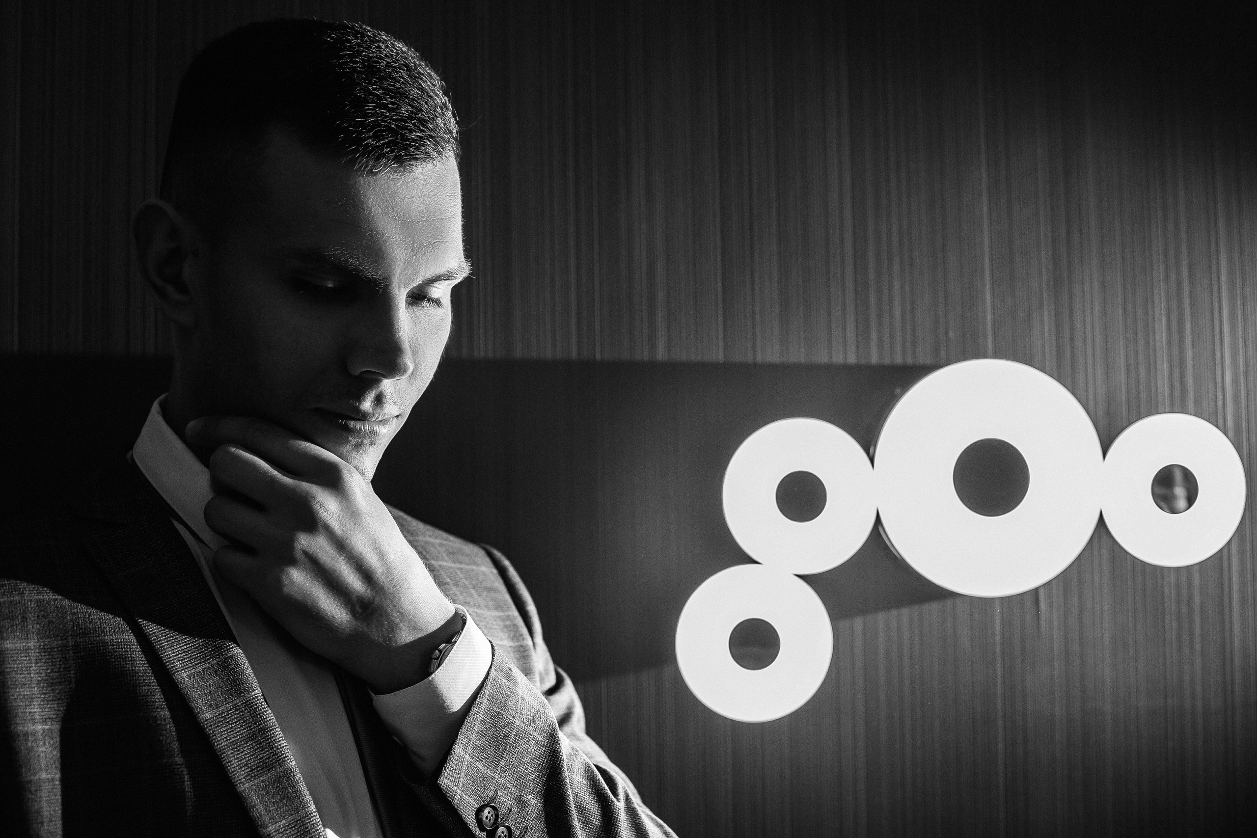 Свадебная фотосессия в Иваново и Москве. Свадебный фотограф в Иваново Гитарина Черняева