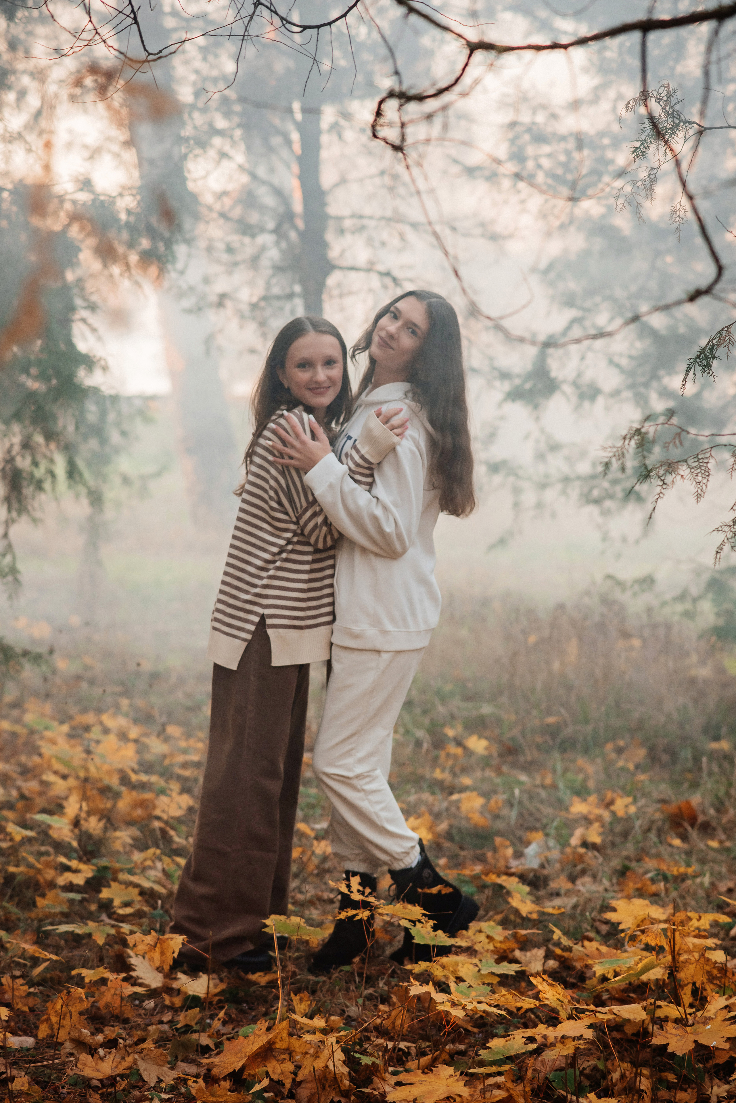 Две сестры)). Детский и семейный фотограф выпускной альбом Приморско-Ахтарск