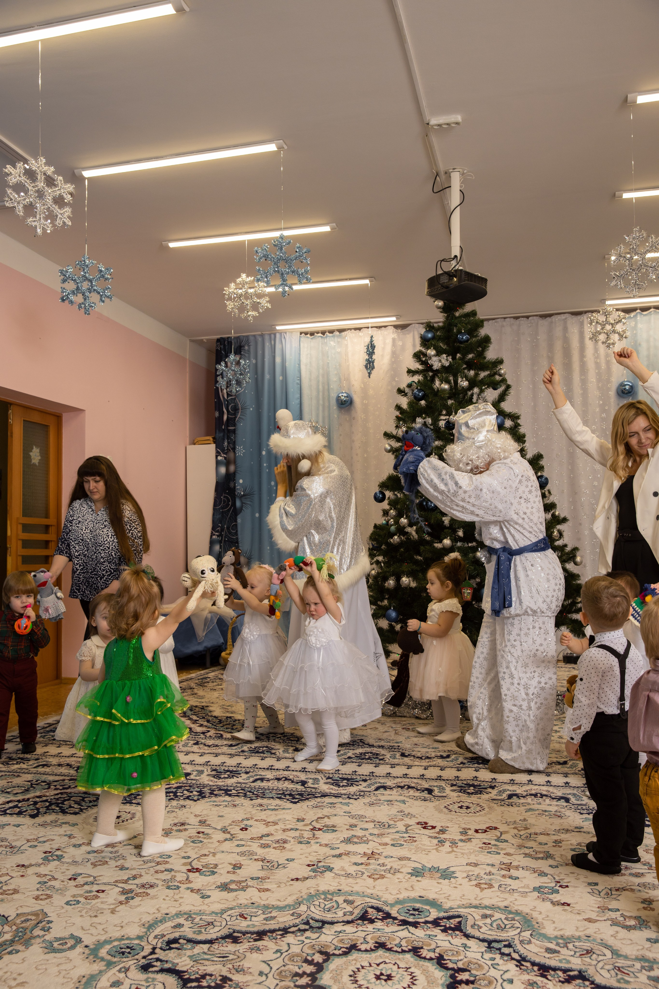 Новогодний утренник Успех. Фотограф в Железнодорожном и Балашихе