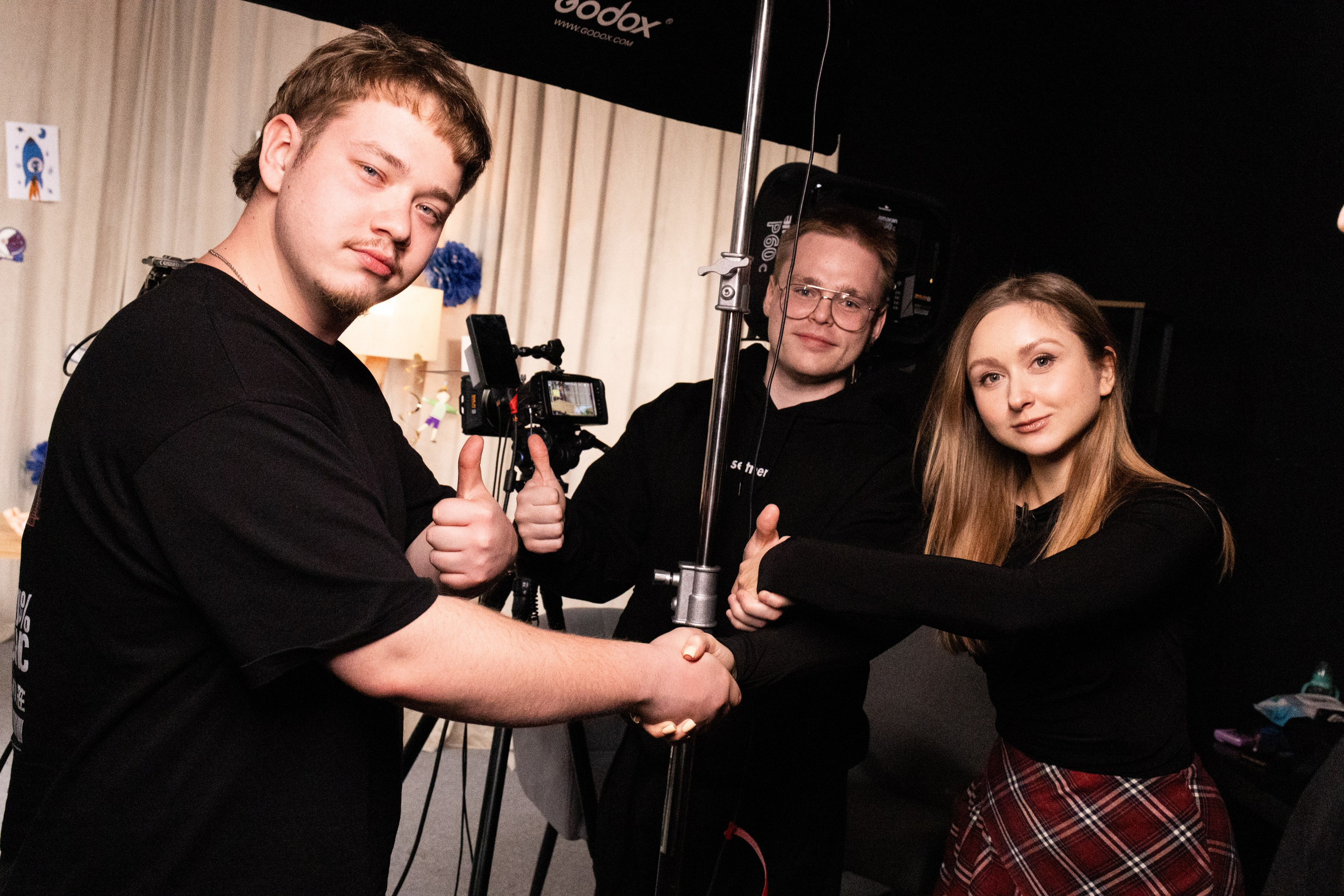 Бекстейдж съёмок шоу. Главная