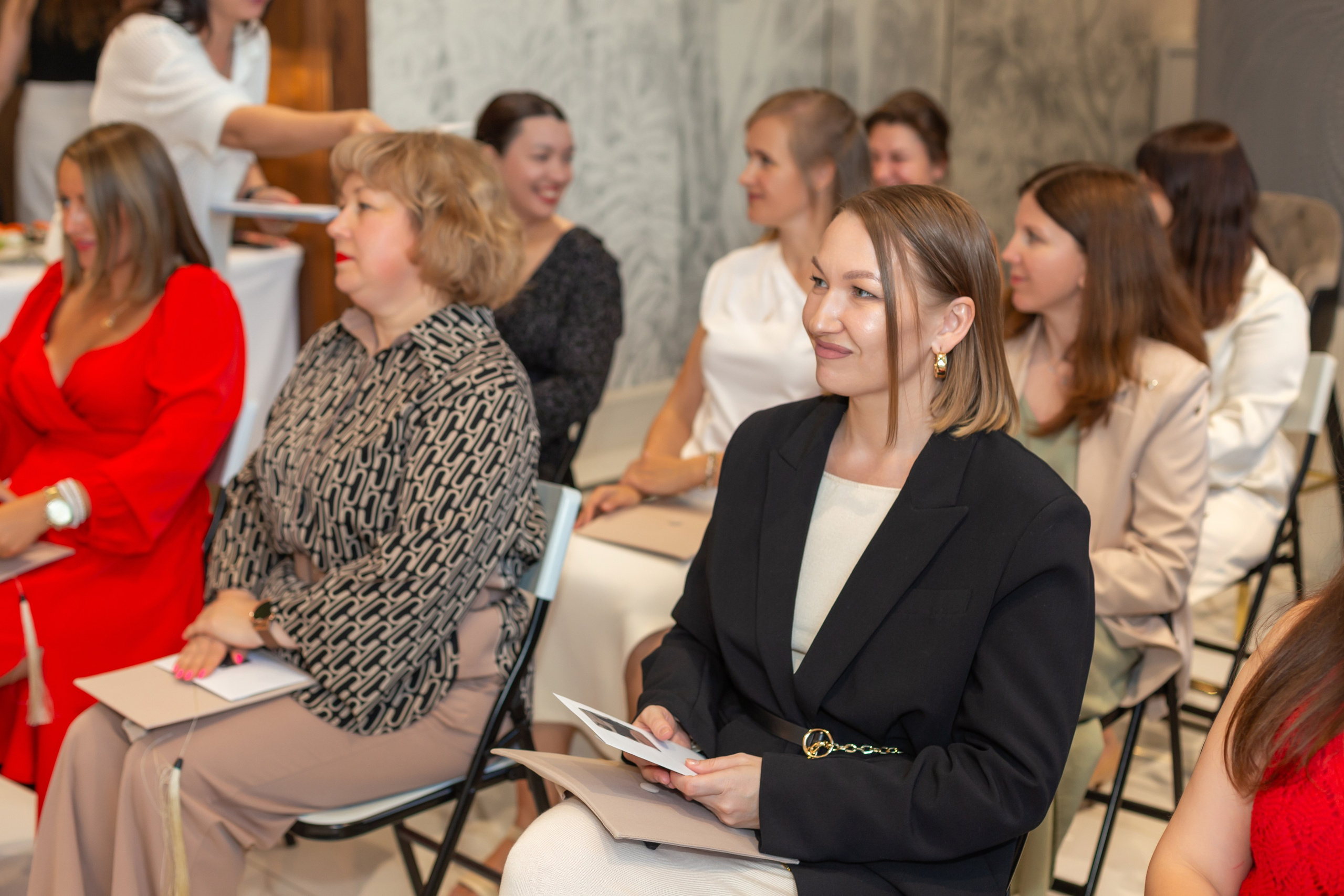 Выпускной курса психологов. Ирина Квасова | Фотограф в стиле VOGUE | Тюмень