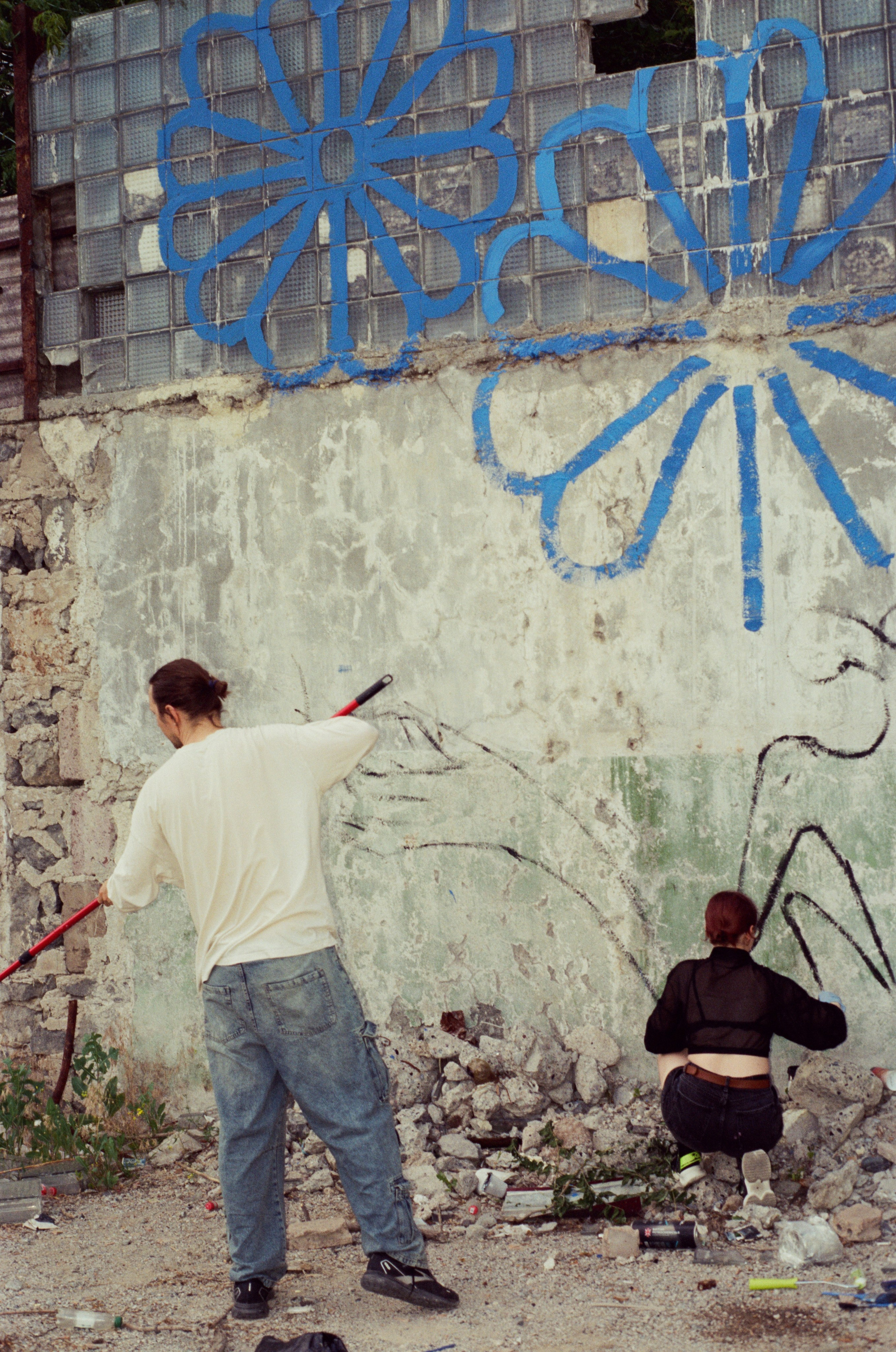Blue pencil & MV Picture at work. Photographer Dima Sharov | Фотограф Дима Шаров