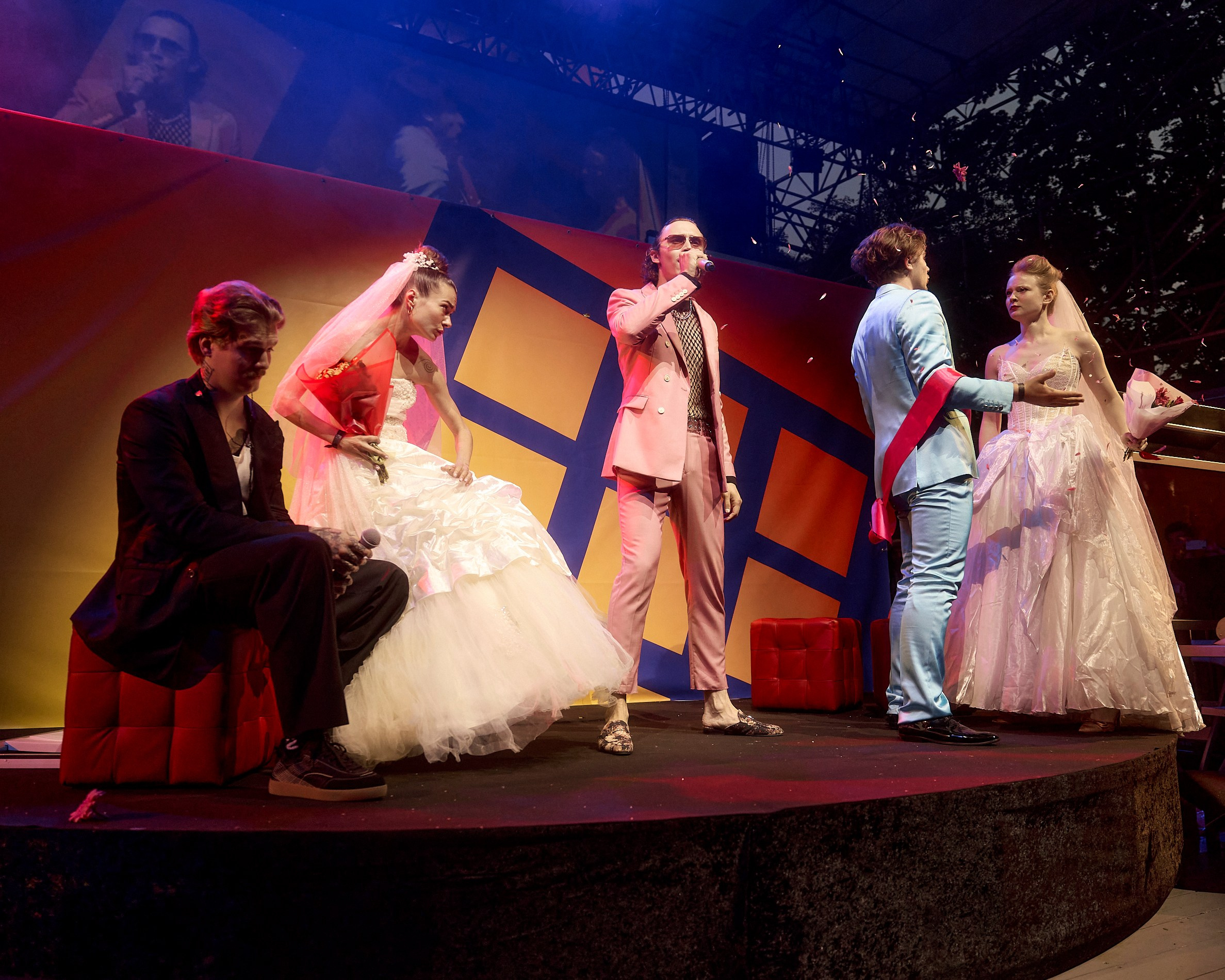 SODA LUV х Яндекс Музыка. Светский фотограф Столбоушкин Никита