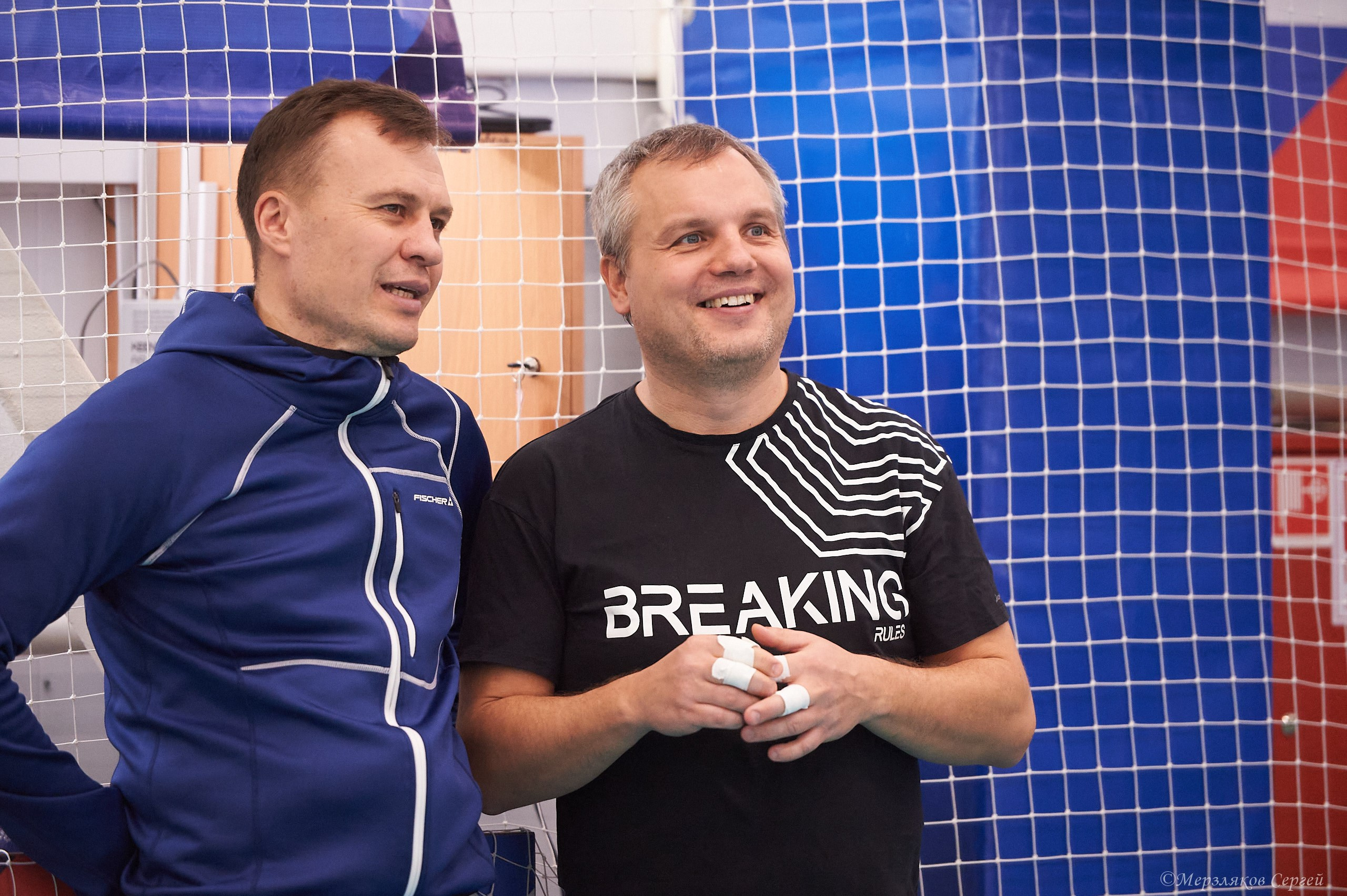 Новогодний волейбольный турнир. Ижевск. 16.12.23. Спортивный репортажный фотограф в Ижевске Сергей Мерзляков