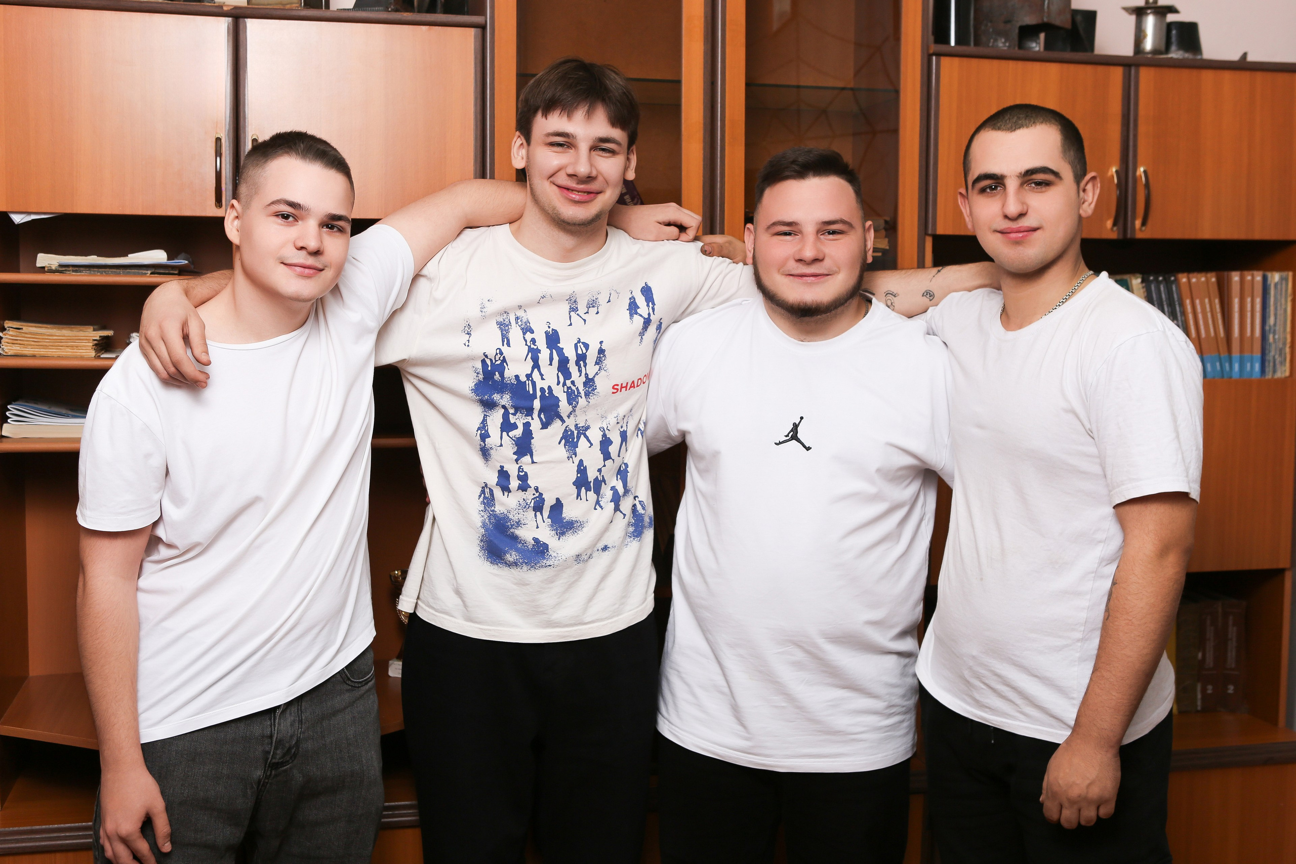 ФОТОСЕССИЯ В КЛАССЕ ДЛЯ ВЫПУСКНИКОВ СВАРОЧНОГО ПРОИЗВОДСТВА. ТВОЙ АЛЬБОМ / ТВОИ ПРАВИЛА