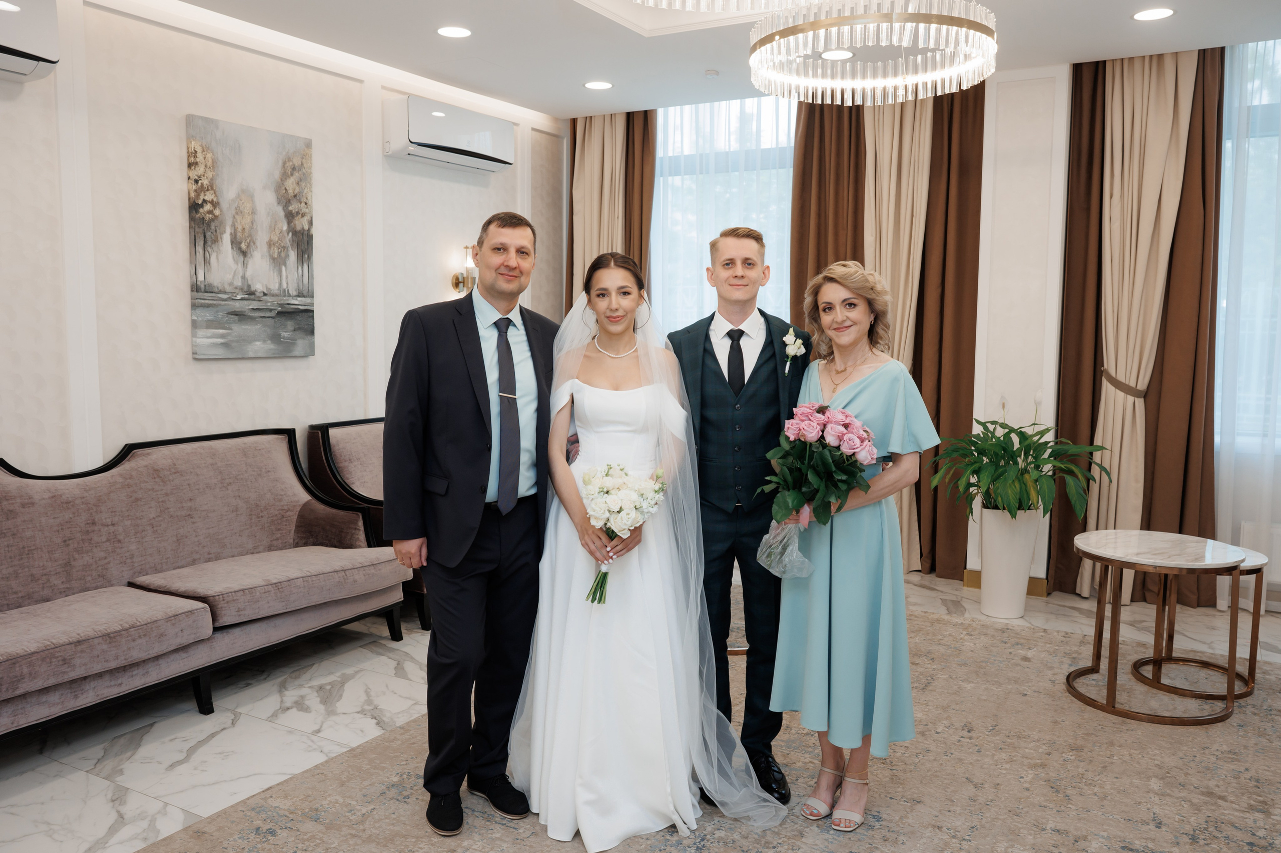 Регистрация в отеле Fish Point, ЗАГС Бутово, прогулка в Остафьево. Свадебный и репортажный фотограф (Москва, Королев и другие)