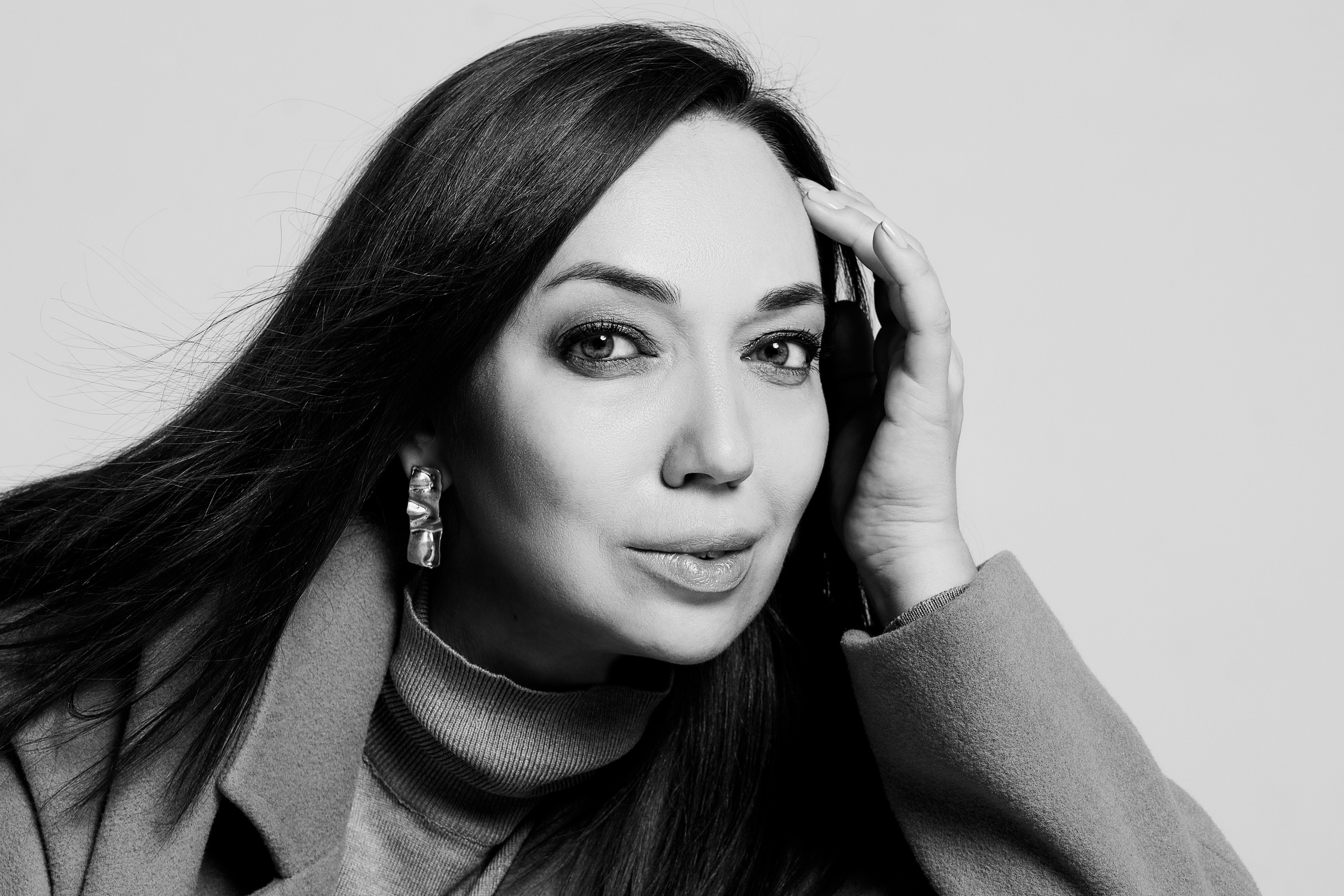 Женский портрет. Главная