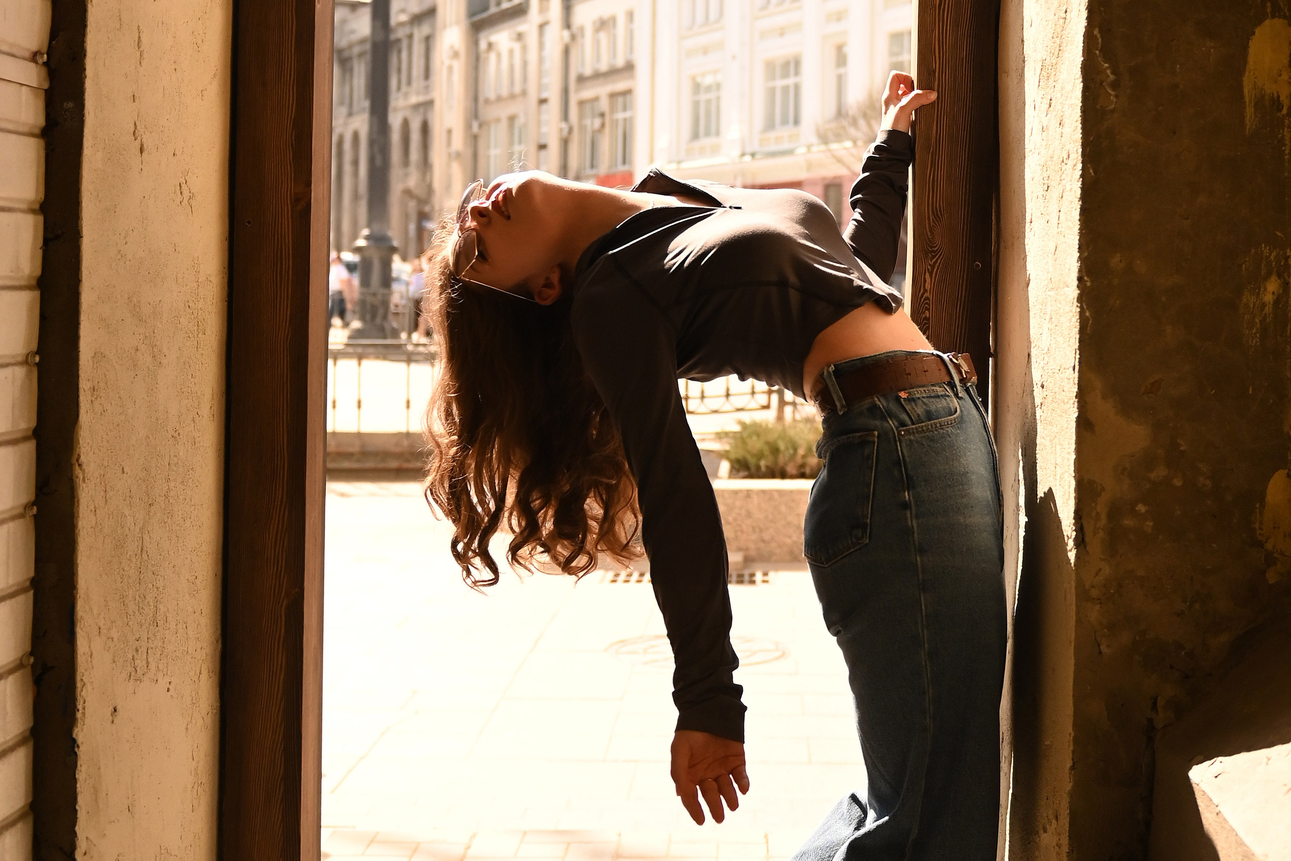 Индивидуальная прогулочная в городе. Свадебный, семейный, детский, контент фотограф в Омске Максим Ильин