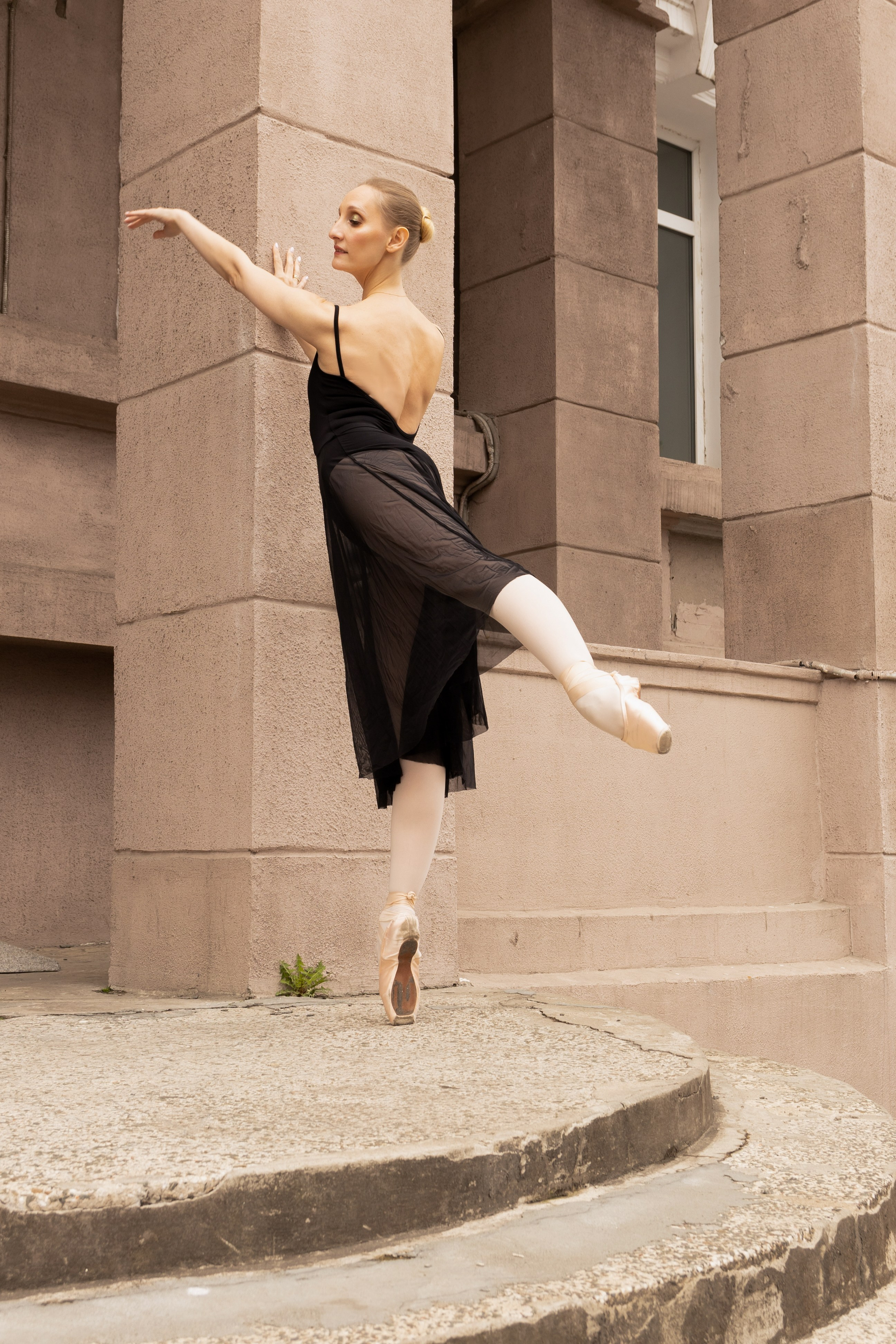 Балерина в городе. Фотограф Владивосток