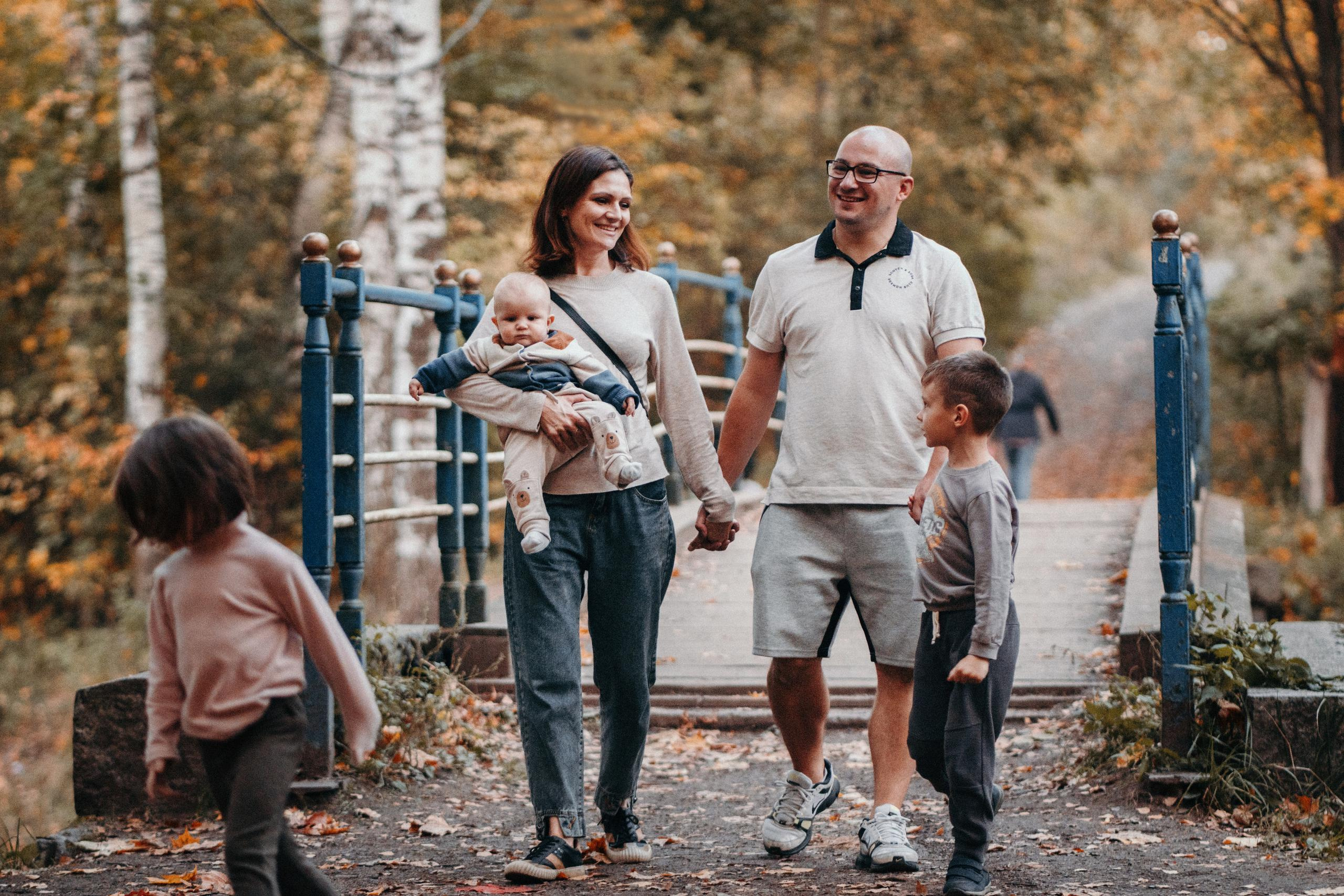 Семейная фотосессия на природе. Семейный и детский фотограф в Санкт-Петербурге Наталья Григорьева