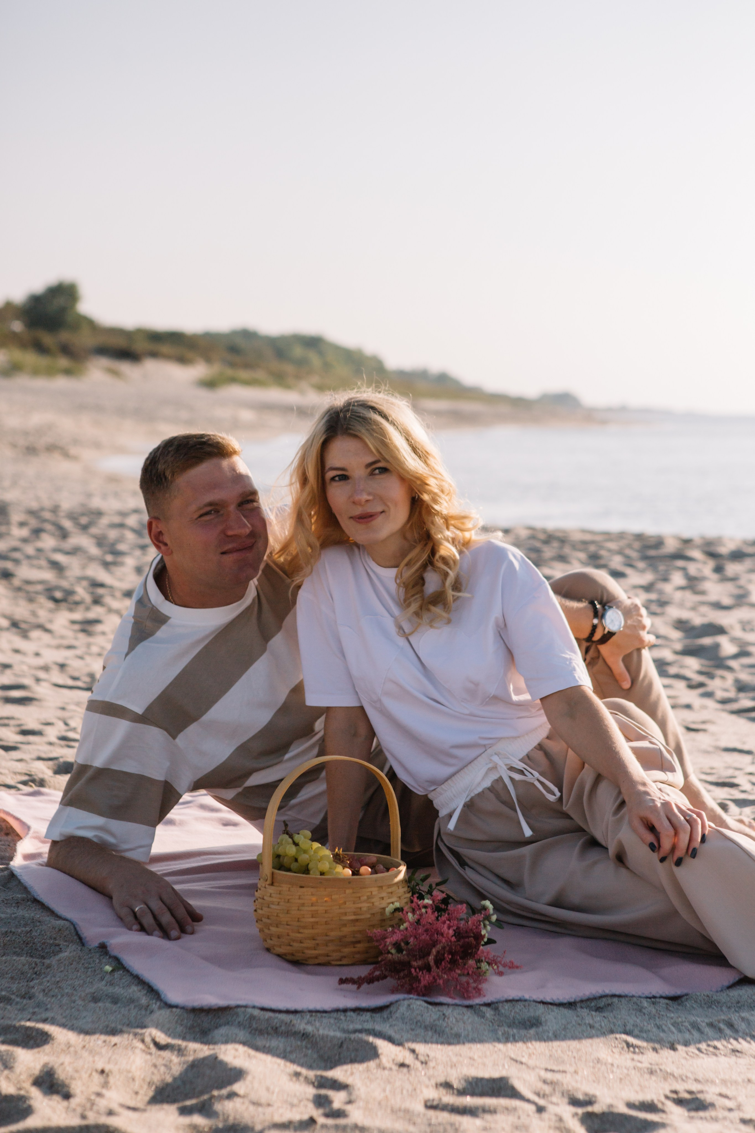 Алексей и Наталья. Семейная фотосессия на море. Семейный фотограф в Калининграде Анастасия Юрина