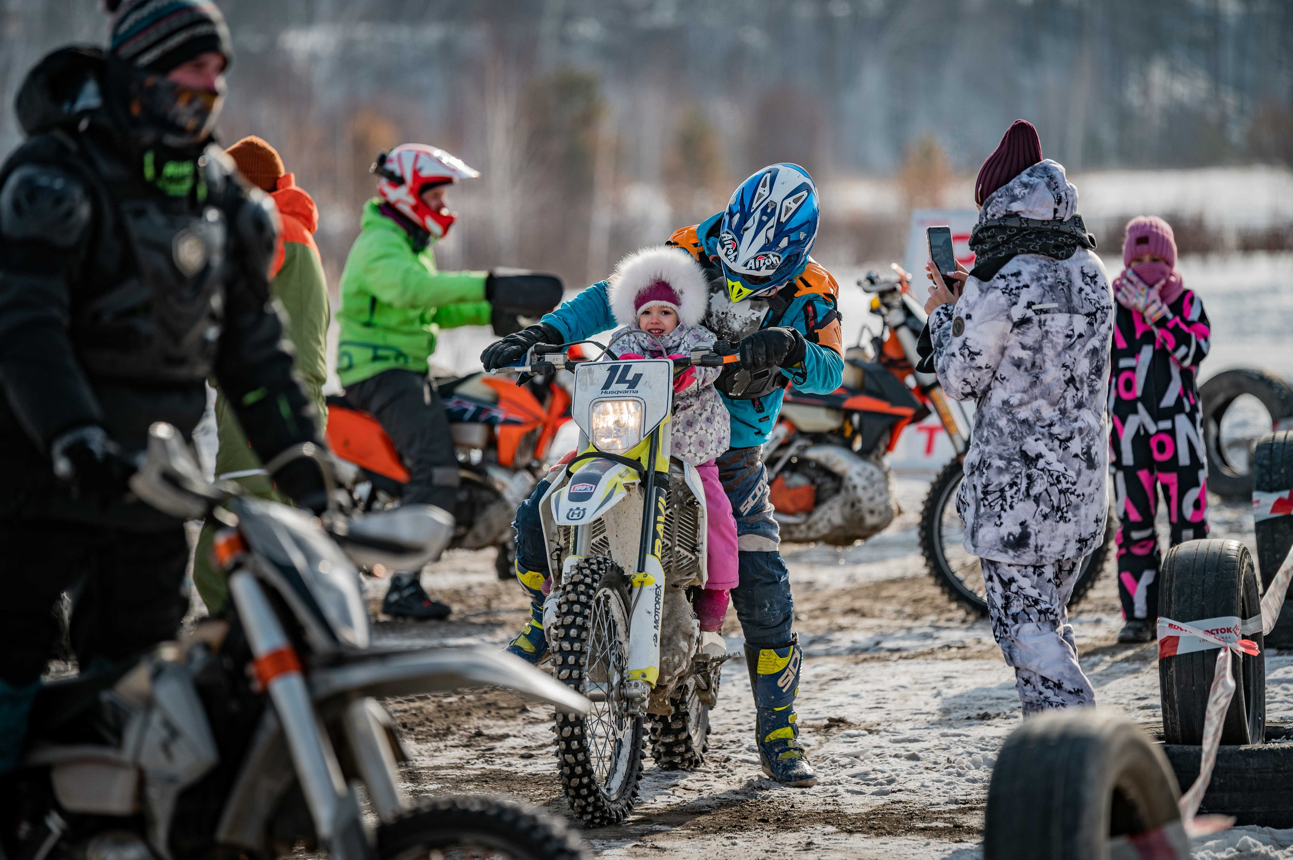 Мотокросс 23.02.2024. Портретный фотограф в Ангарске Артём Иванов