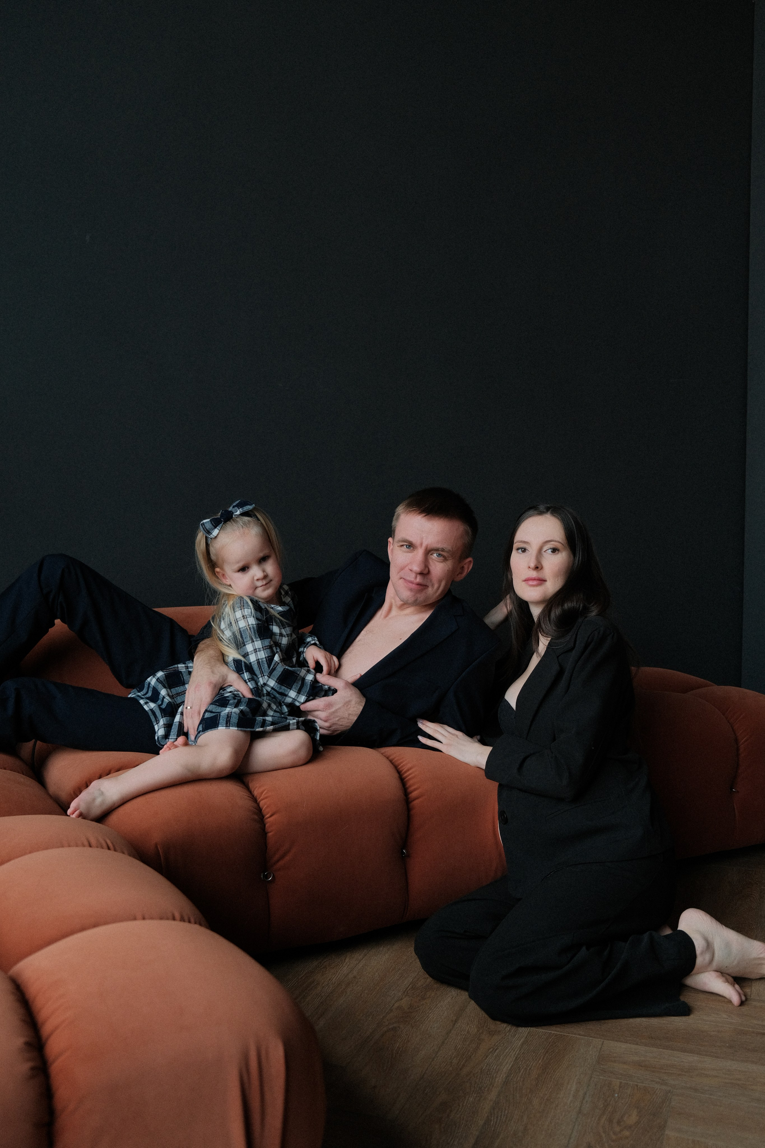 Максим, Оля и Настя. Главная