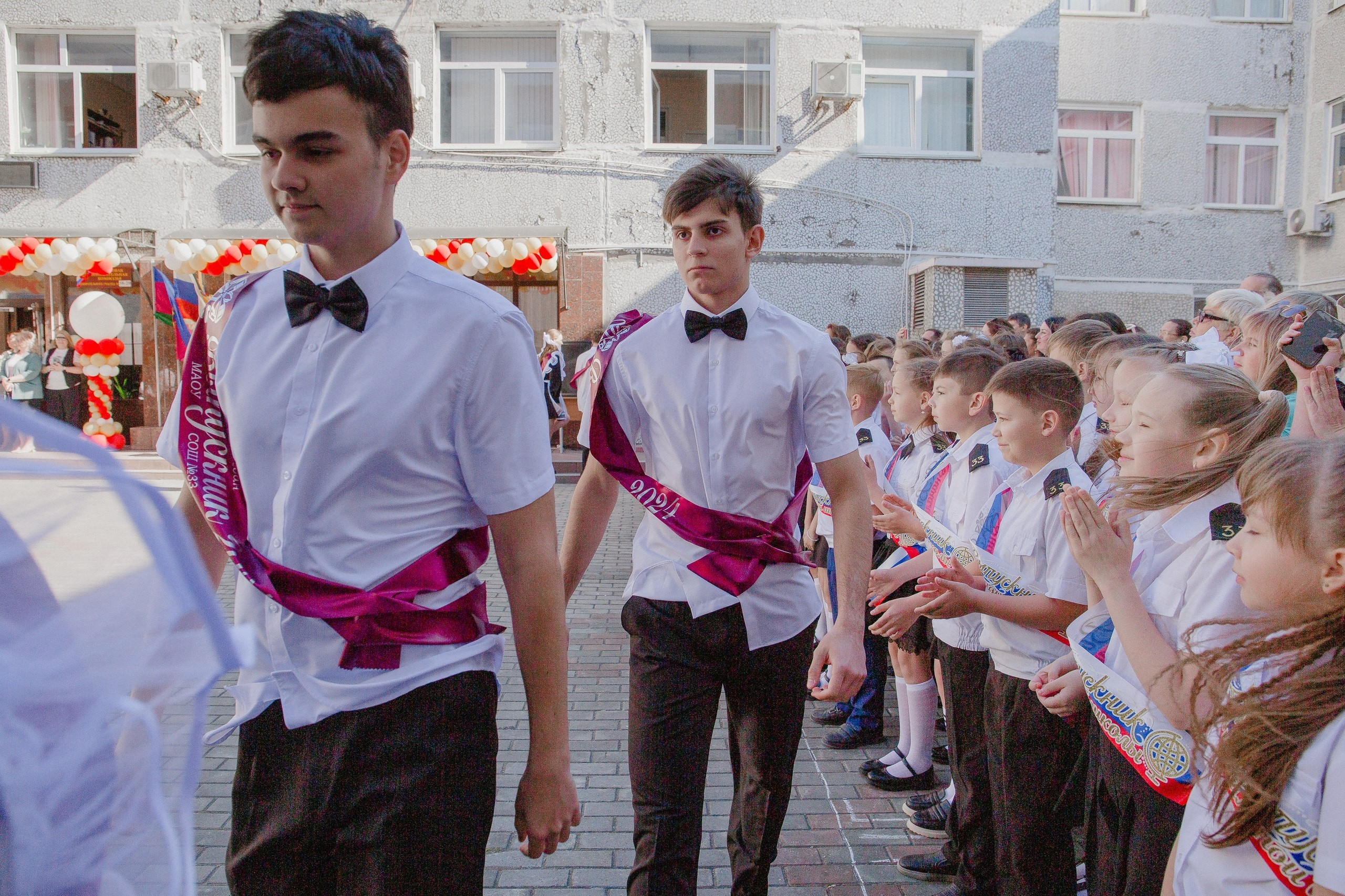 11 класс 33 школа. Выпускные альбомы Натальи Бутко: Новороссийск, Анапа, Геленджик