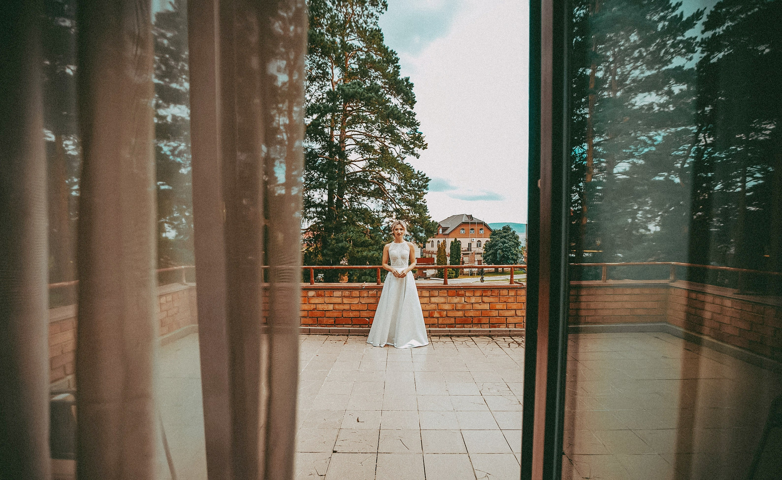 Свадебная фотосессия в парк-отеле. Фотограф в городе Самара Александр Гераськин