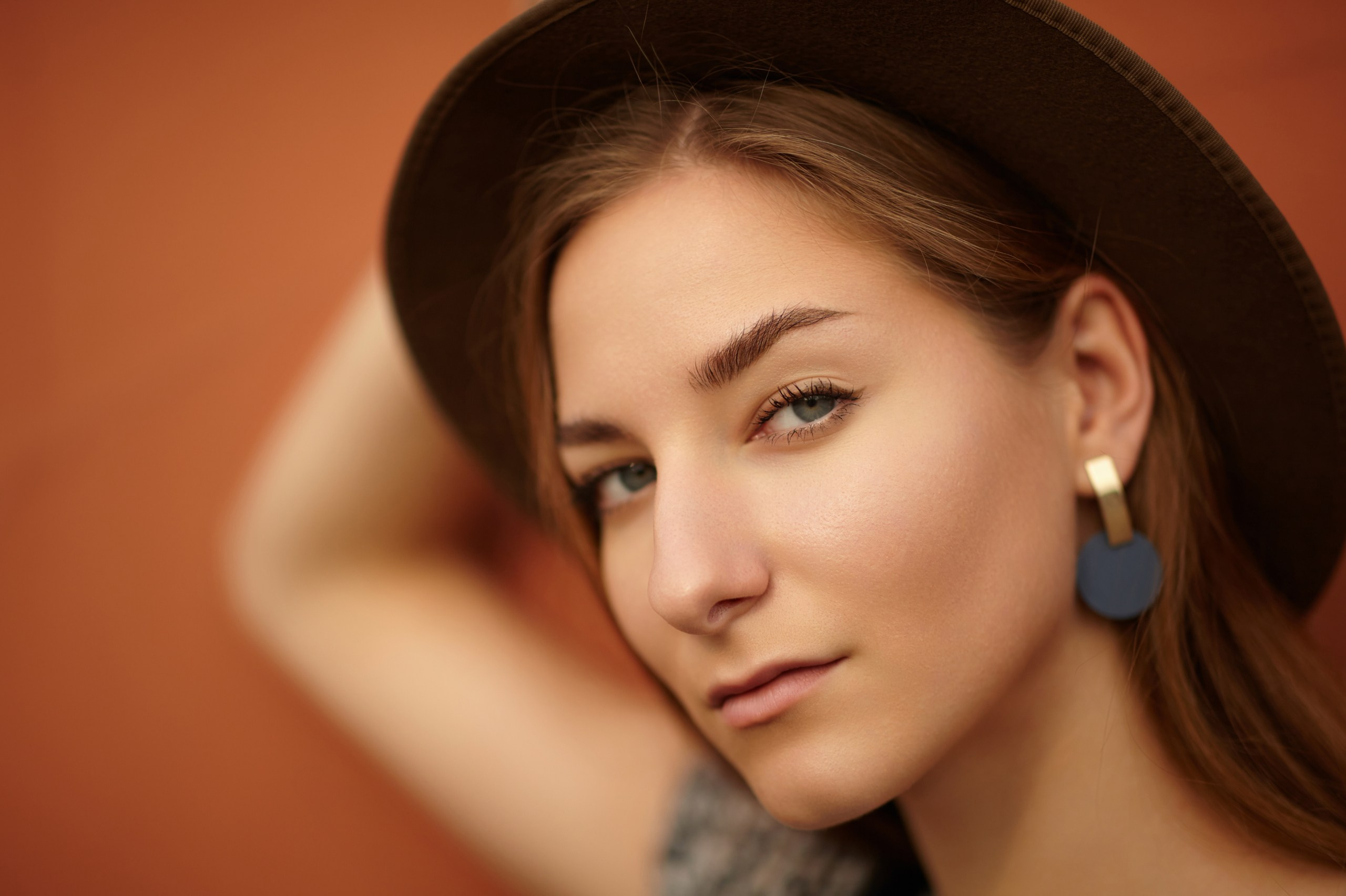 Цены на уличную фотосъемку — неповторимые моменты на фоне города. Портретный фотограф в Москве Виталий Пересветов