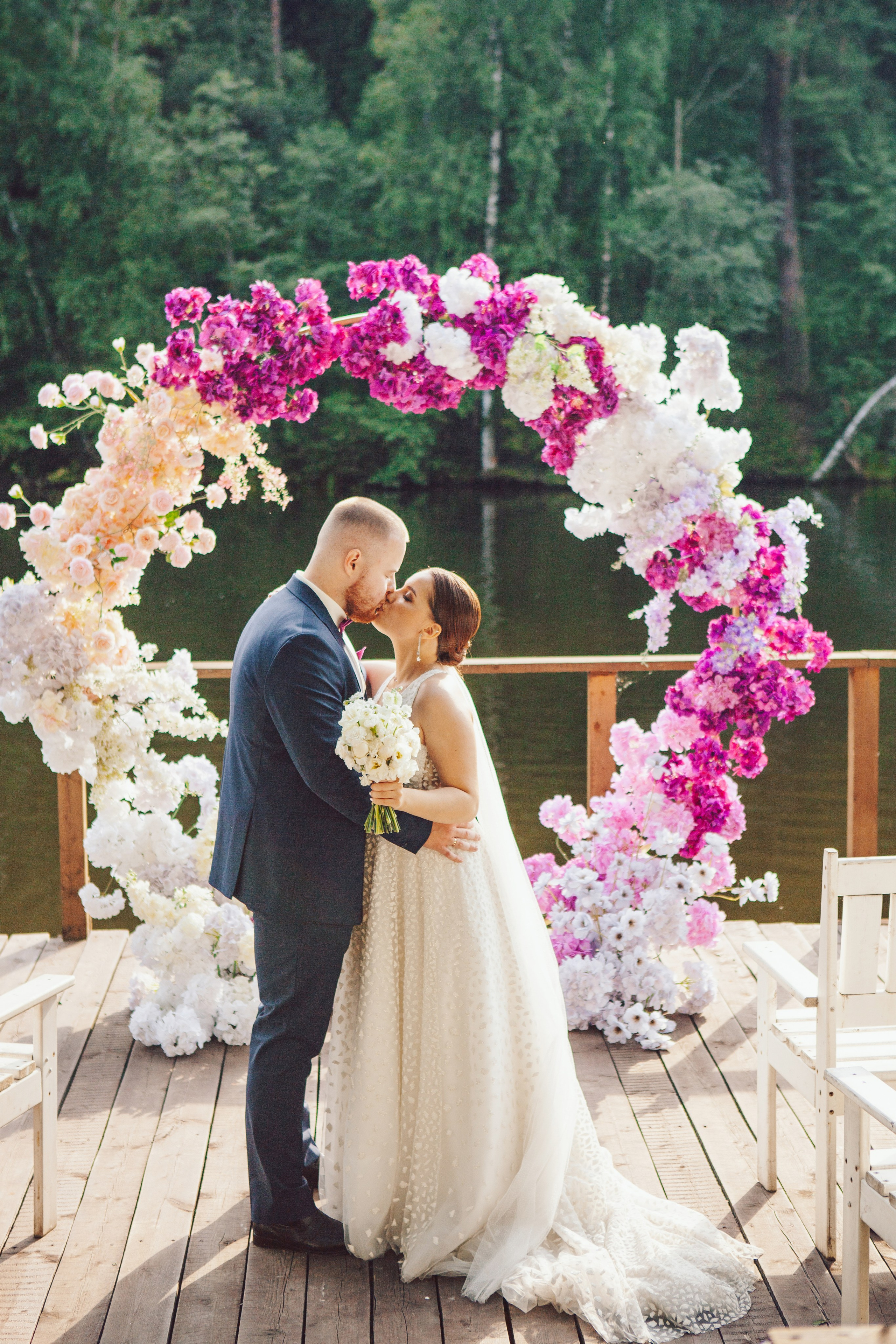 Свадебная фотосессия в отеле hartwell hotel и на патриарших прудах. Фотограф Ольга Ефремова