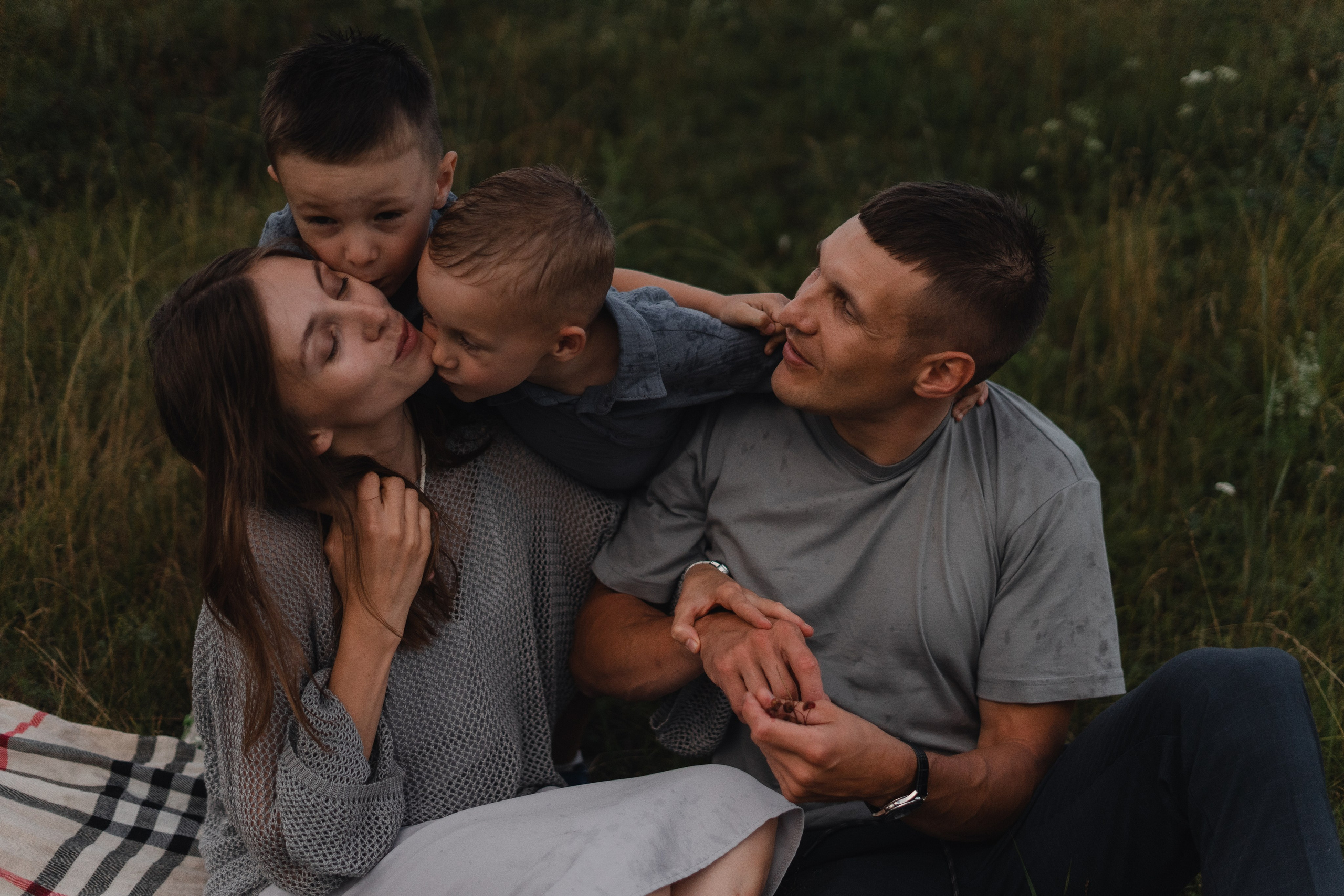 Эмиль, Галия, Анвар и Тагир. Главная