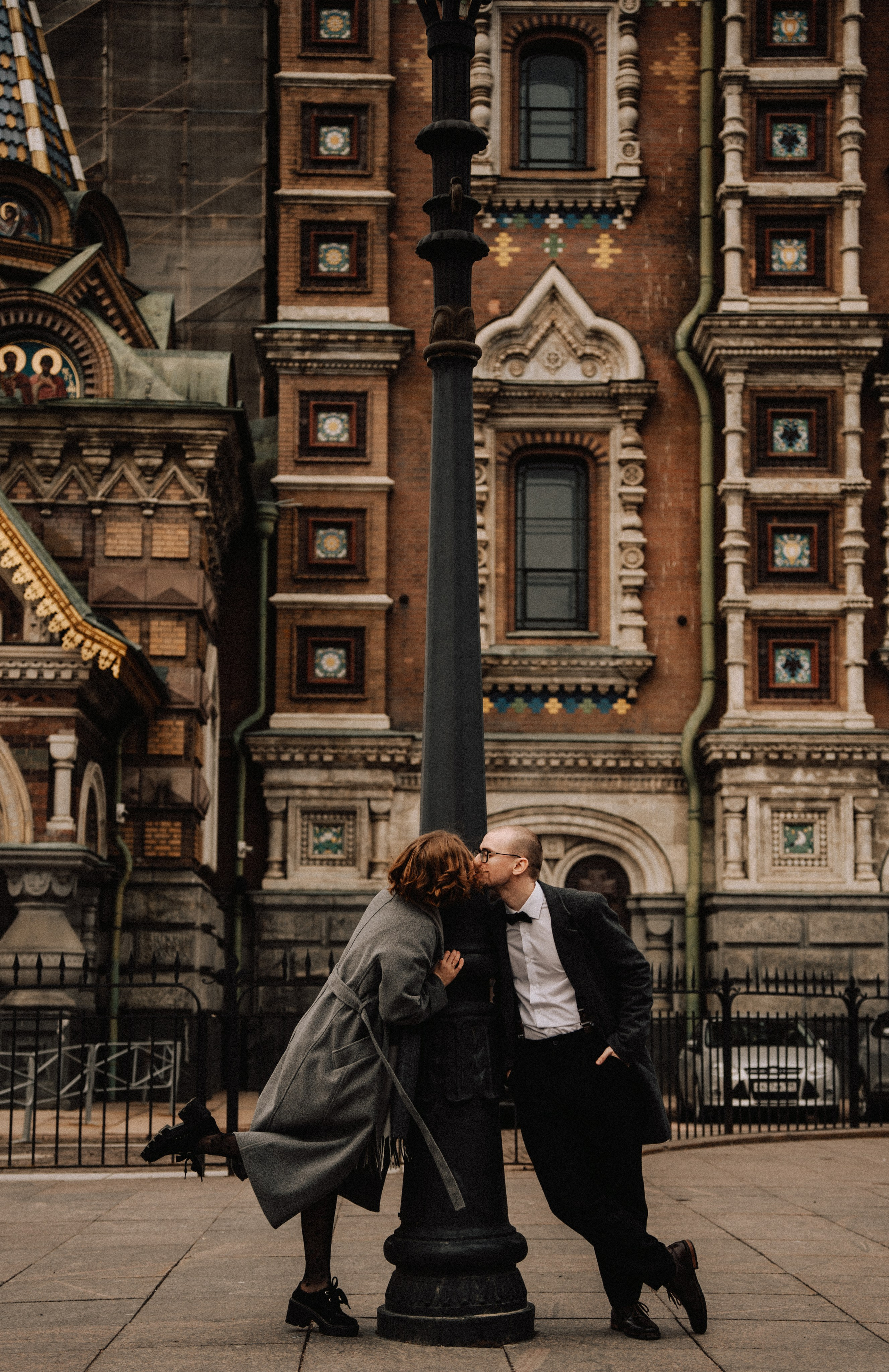 Парная фотосессия в Санкт-Петербурге. Фотосессия лавстори Санкт-Петербург. Свадебный фотограф в СПб. Федосова Елизавета. Спас на Крови, Казанский собор, Зингера.