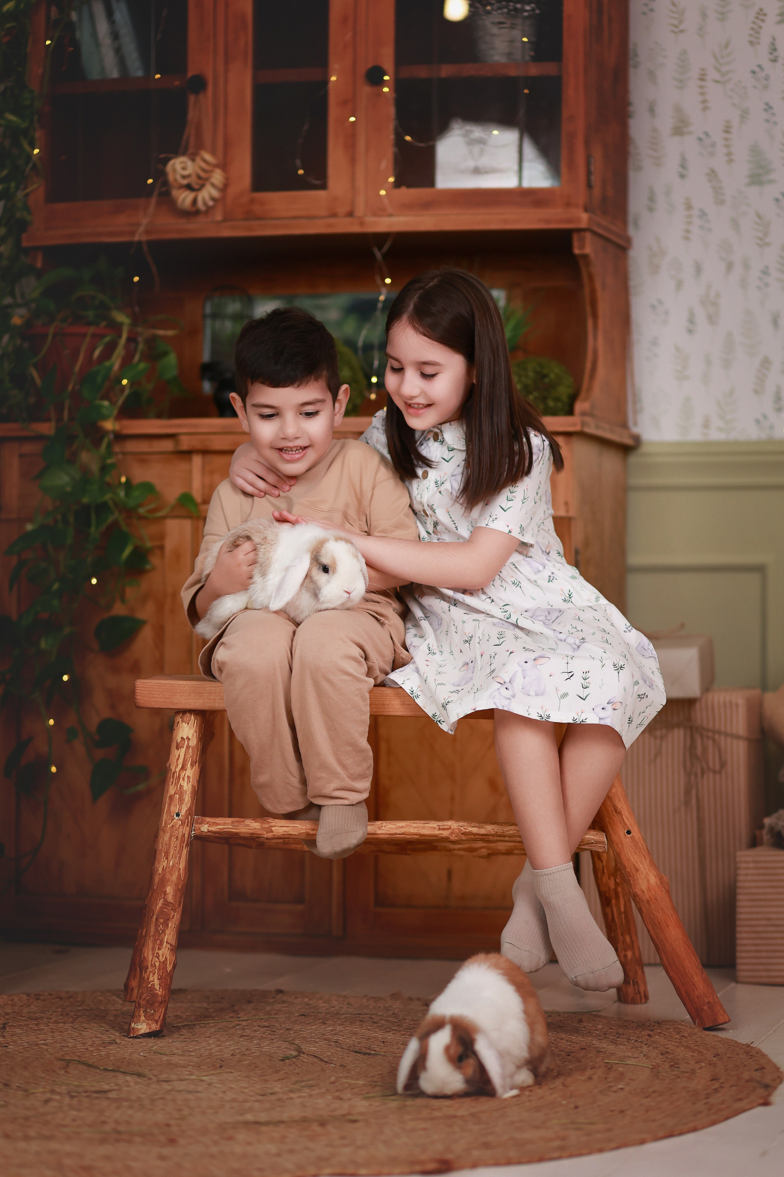 Фотопроект с козочкой и кроликами. Детский семейный фотограф Краснодар