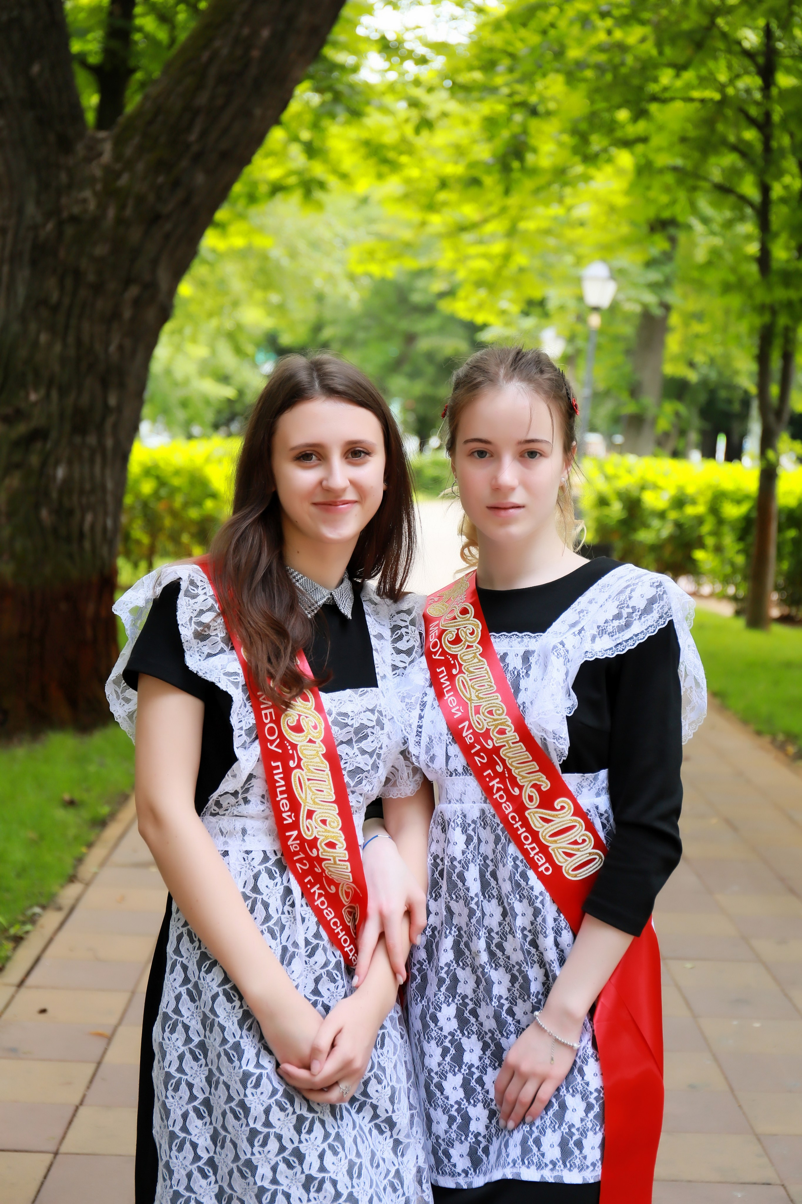 Вручение аттестатов (12 лицей). Детский семейный фотограф Краснодар