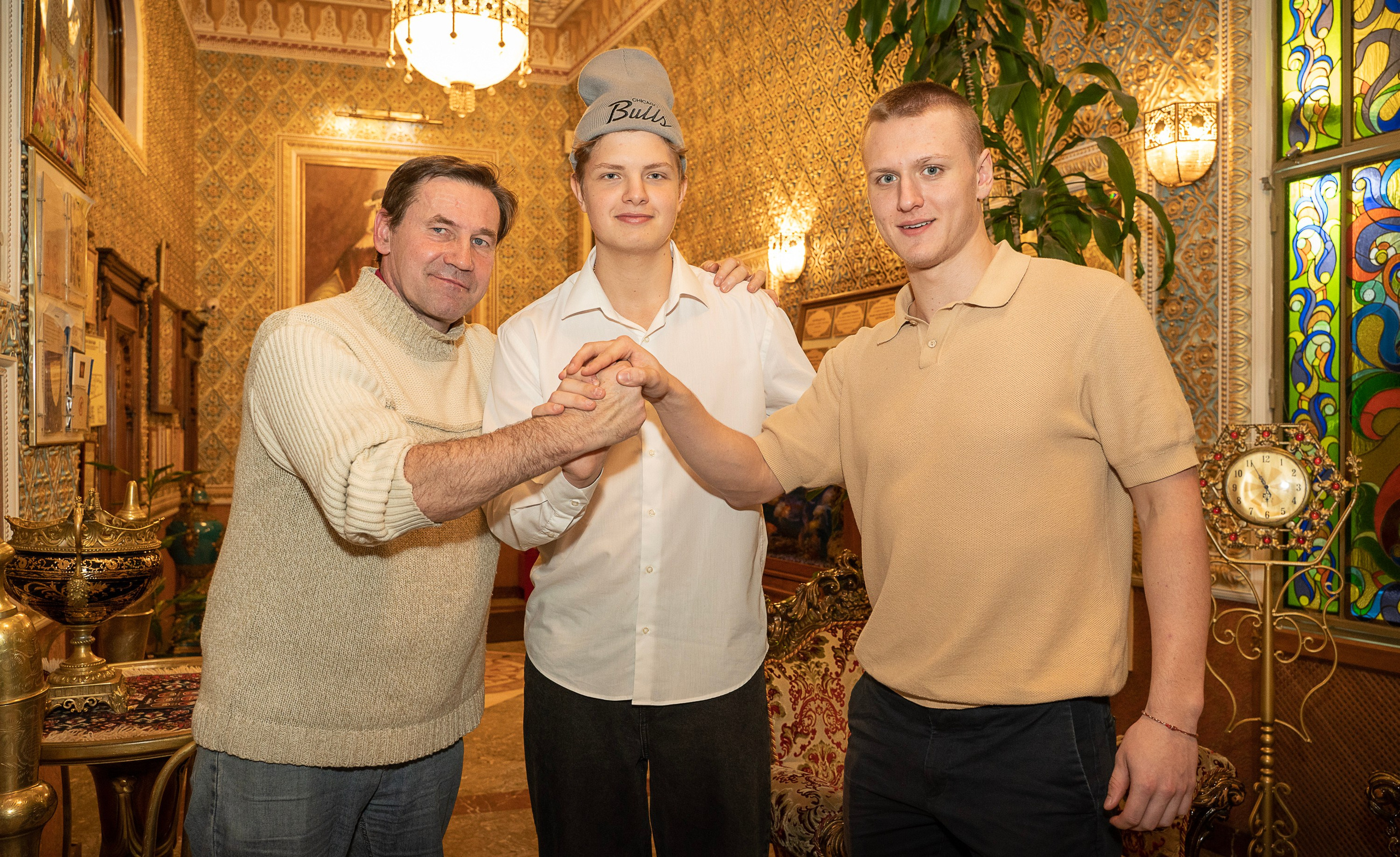 День Рождения Александр 18 лет. Skazka.wfolio.pro