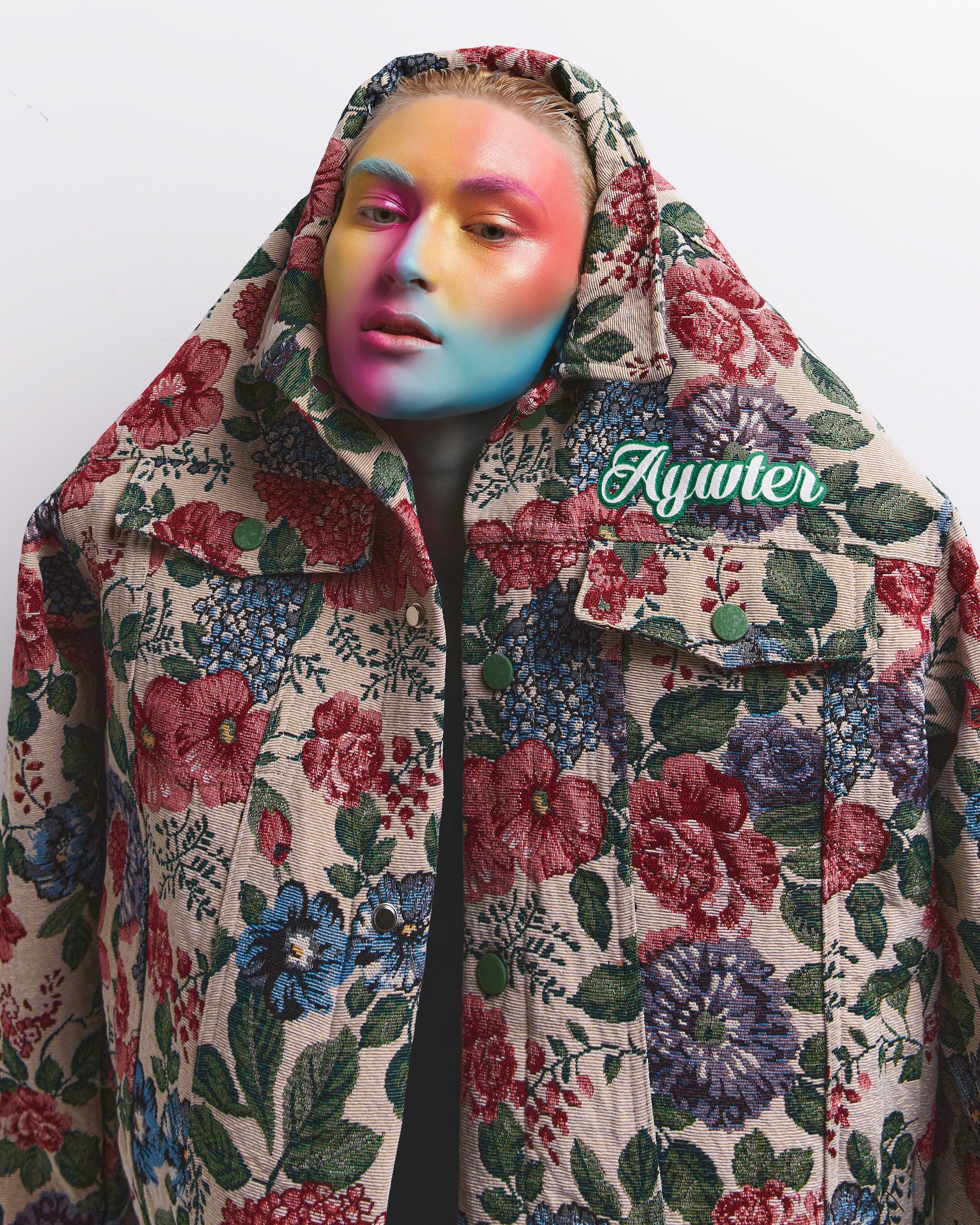 Iharvestbro beauty. Святослав Лебедев | Рекламный фотограф — Коммерческая съемка, Арт-дирекшн, AI-интеграция