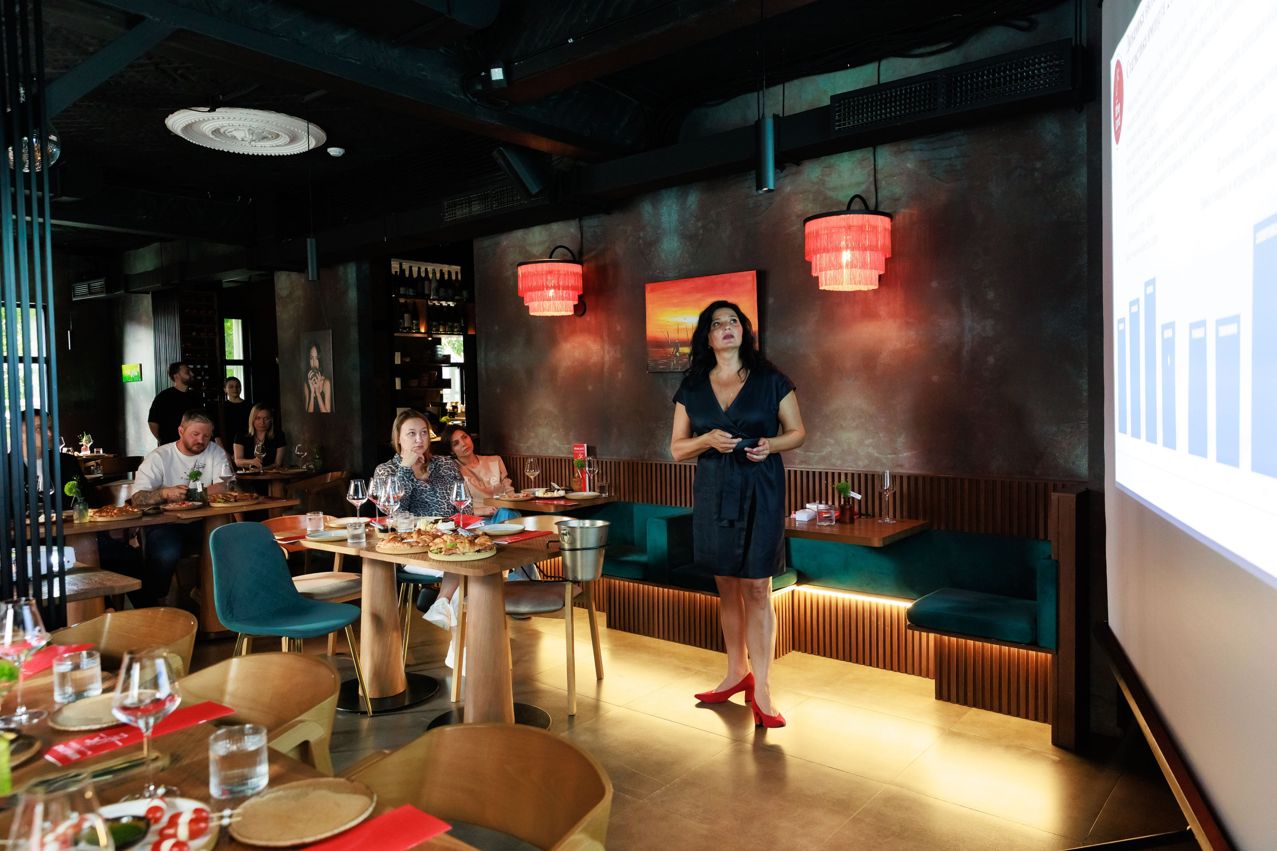 Бизнес завтрак рестораторов. Гастробар TopPoke. Фотограф Новосибирск — Наталья Гресь