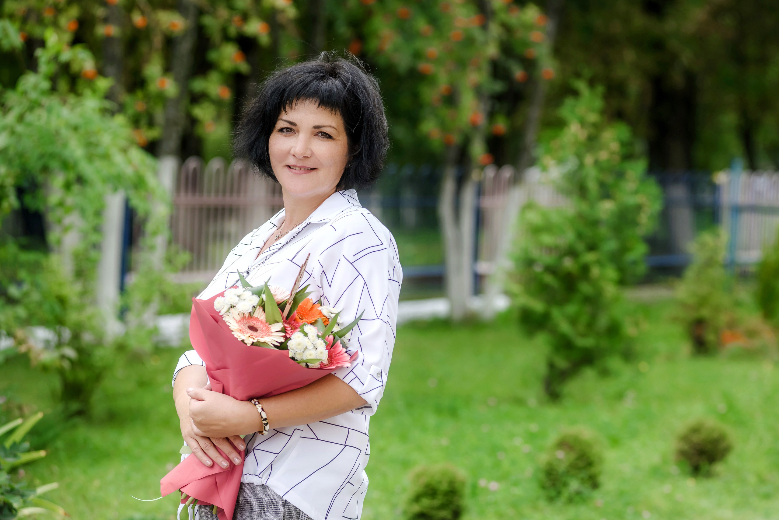 Линейка 11-е классы 2023. Фотограф Галина Лисанова, г. Брянск