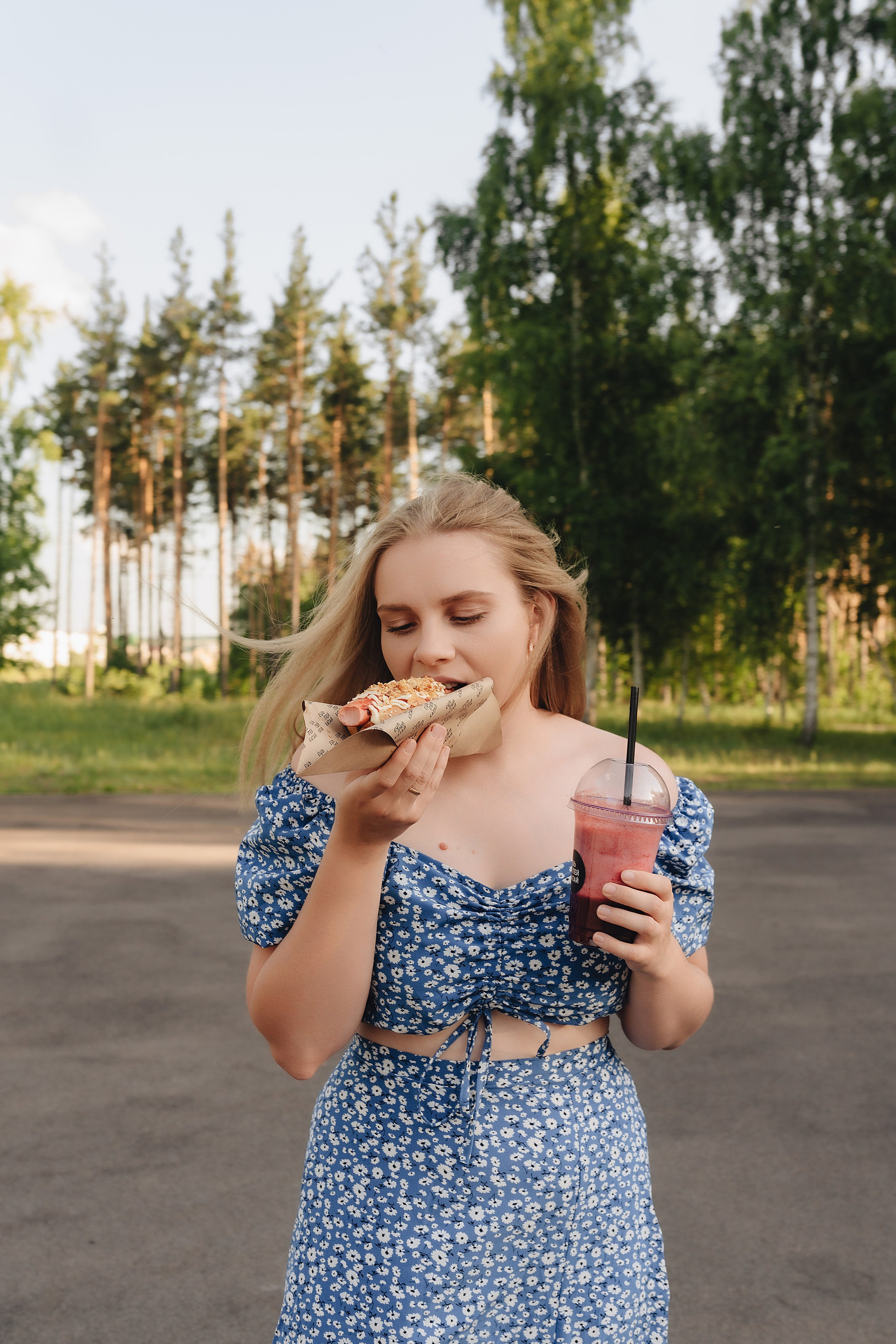 Семейная прогулка | Съемка для кофейни. Фотограф Карина Шмулёва. Воронеж и область