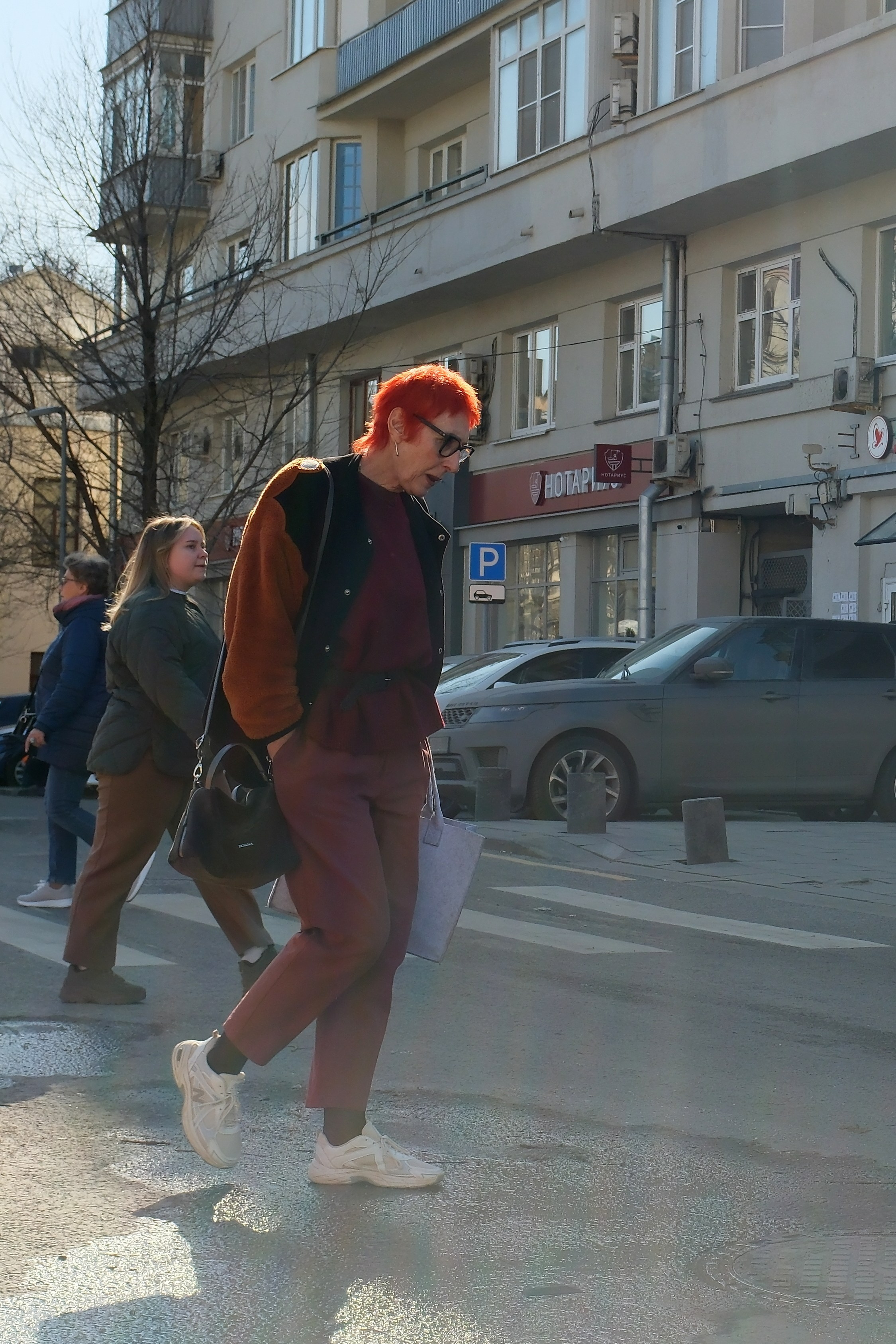 Улица, люди, жизнь…