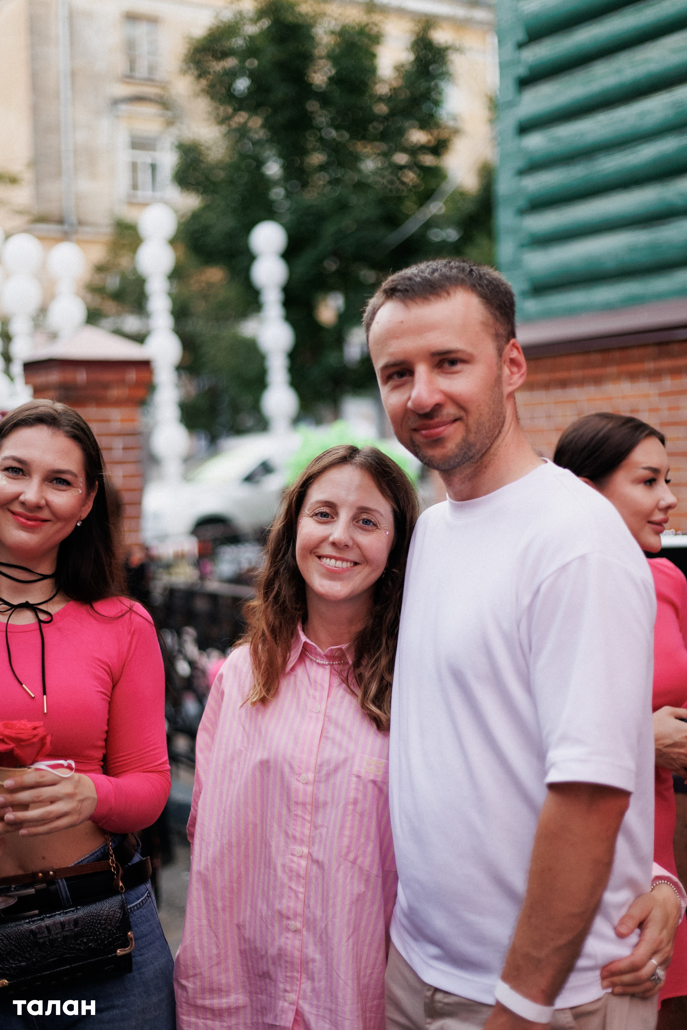 ВИНОТЕКА [бар+магаз] — BIRTHDAY PARTY. СВОИ. ФОТООТЧЕТЫ-СОБЫТИЯ-МЕСТА