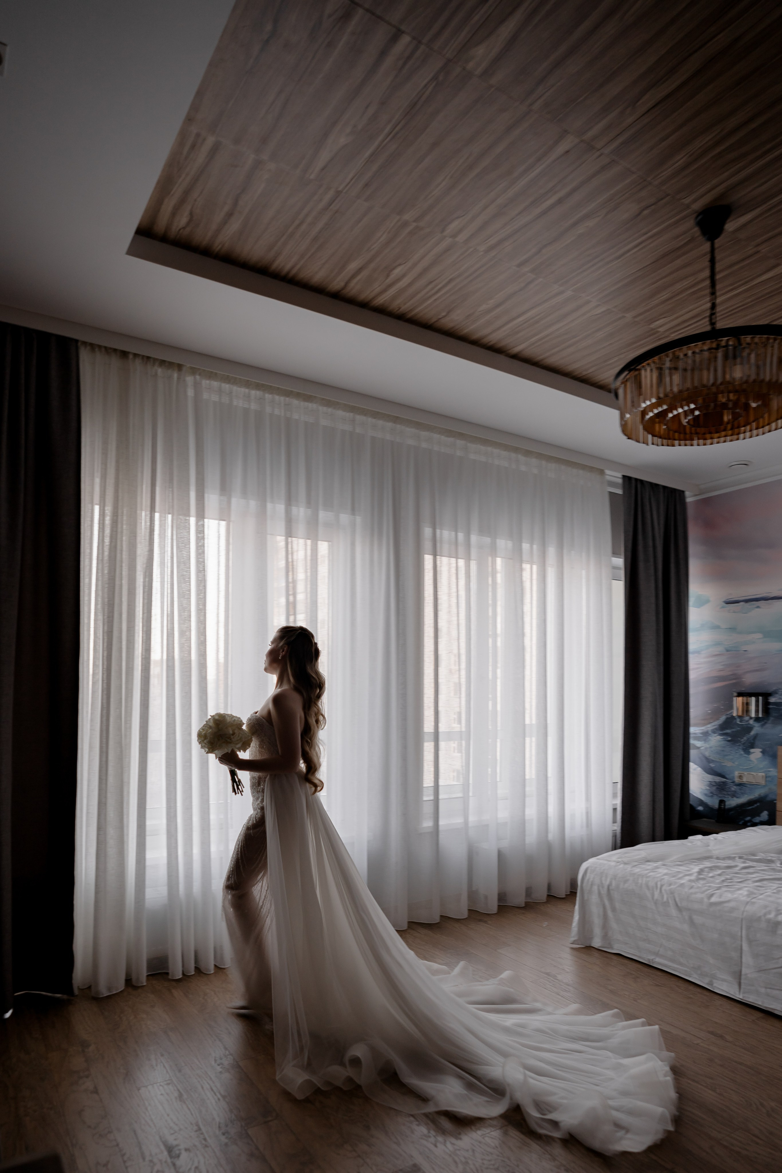 СВАДЕБНАЯ СЬЕМКА СБОРОВ В ОТЕЛЕ И ВЫЕЗД НА ЦЕРЕМОНИЮ (СНЯТО В СИБИРЕ В НИЖНЕВАРТОВСКЕ)М. Профессиональный фотограф, Санкт-Петербург — Виктория Богомолова