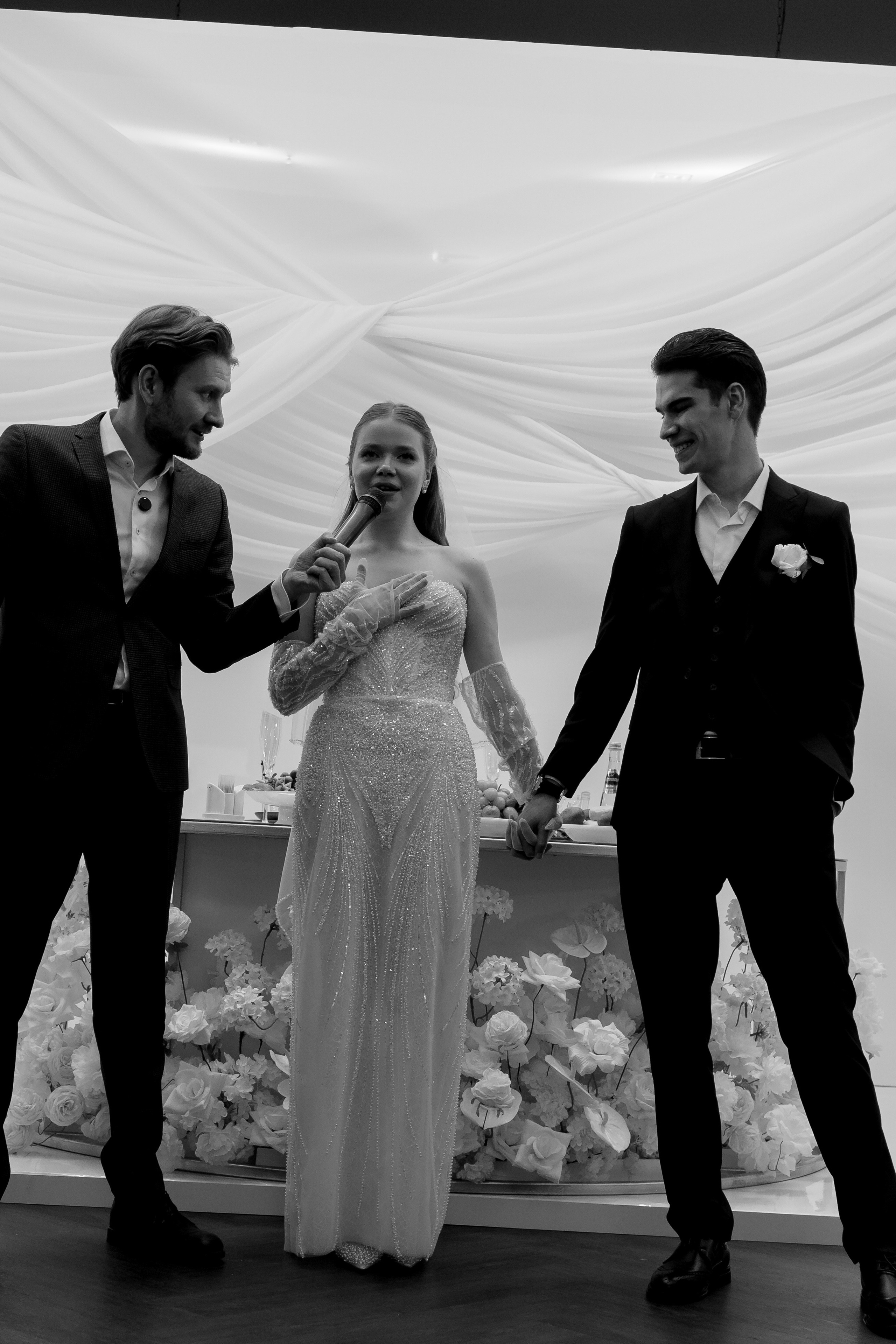 СВАДЕБНАЯ СЬЕМКА СБОРОВ В ОТЕЛЕ И ВЫЕЗД НА ЦЕРЕМОНИЮ (СНЯТО В СИБИРЕ В НИЖНЕВАРТОВСКЕ). Профессиональный фотограф, Санкт-Петербург — Виктория Богомолова