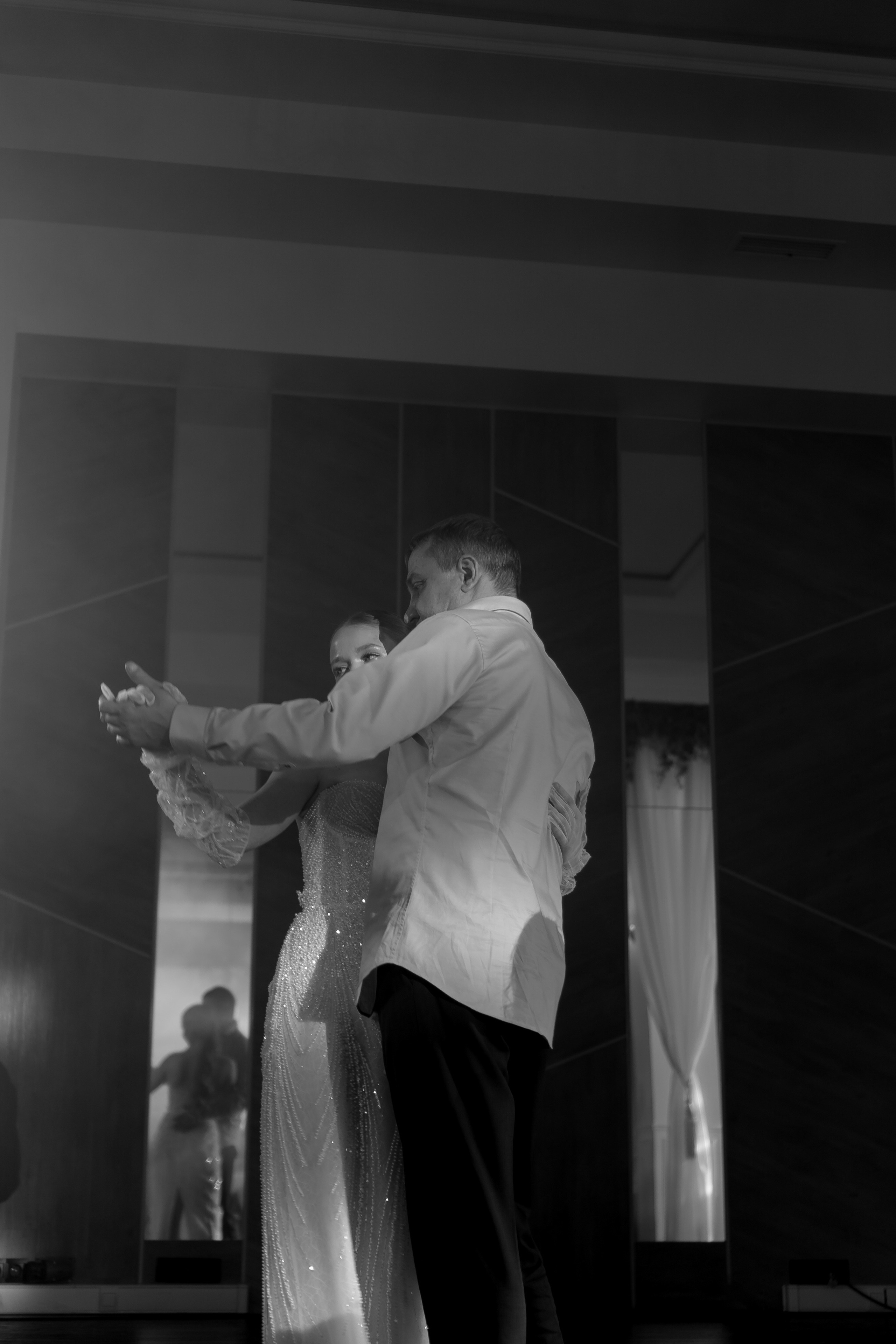 СВАДЕБНАЯ СЬЕМКА СБОРОВ В ОТЕЛЕ И ВЫЕЗД НА ЦЕРЕМОНИЮ (СНЯТО В СИБИРЕ В НИЖНЕВАРТОВСКЕ). Профессиональный фотограф, Санкт-Петербург — Виктория Богомолова