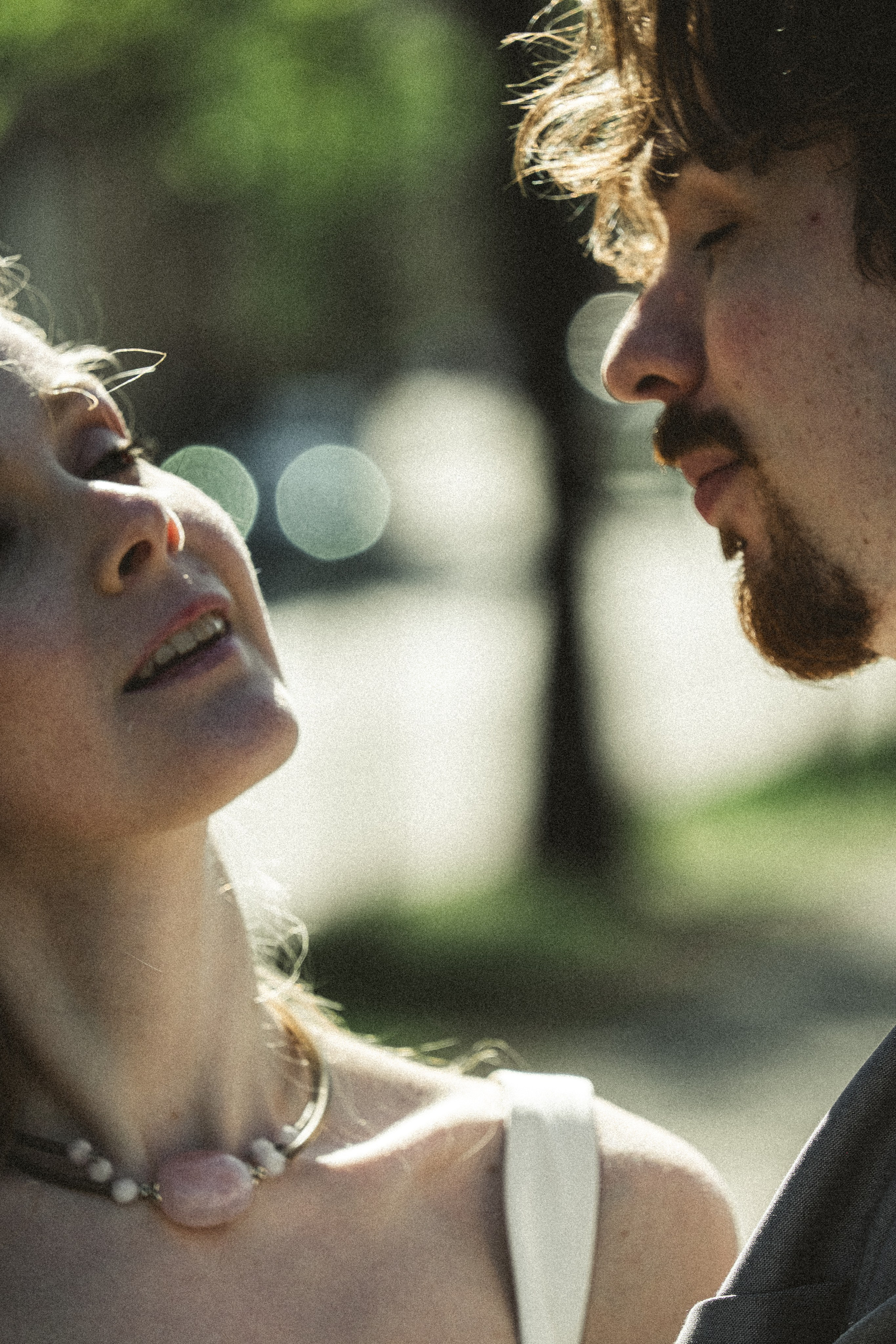СВАДЕБНАЯ ПРОГУЛКА ПО ПЕТРОГРАДКЕ ВЕСНОЙ. СВАДЕБНАЯ ФОТОСЕССИИЯ НА ПЕТРОГРАДКЕ. Профессиональный фотограф, Санкт-Петербург — Виктория Богомолова