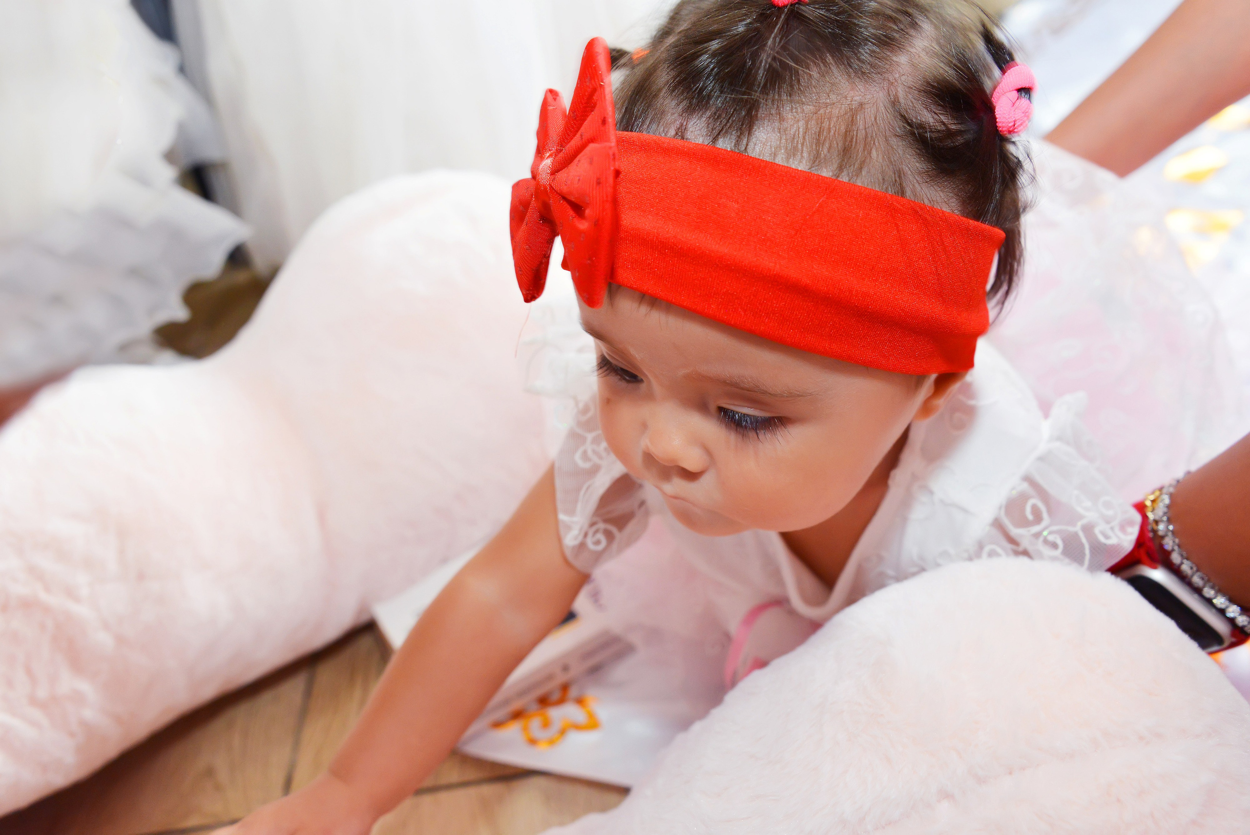 Дети-5 (Адель-1годик). Фотосъёмка. Фотограф Сергей Авдеев-семейный и детский фотограф в Алматы