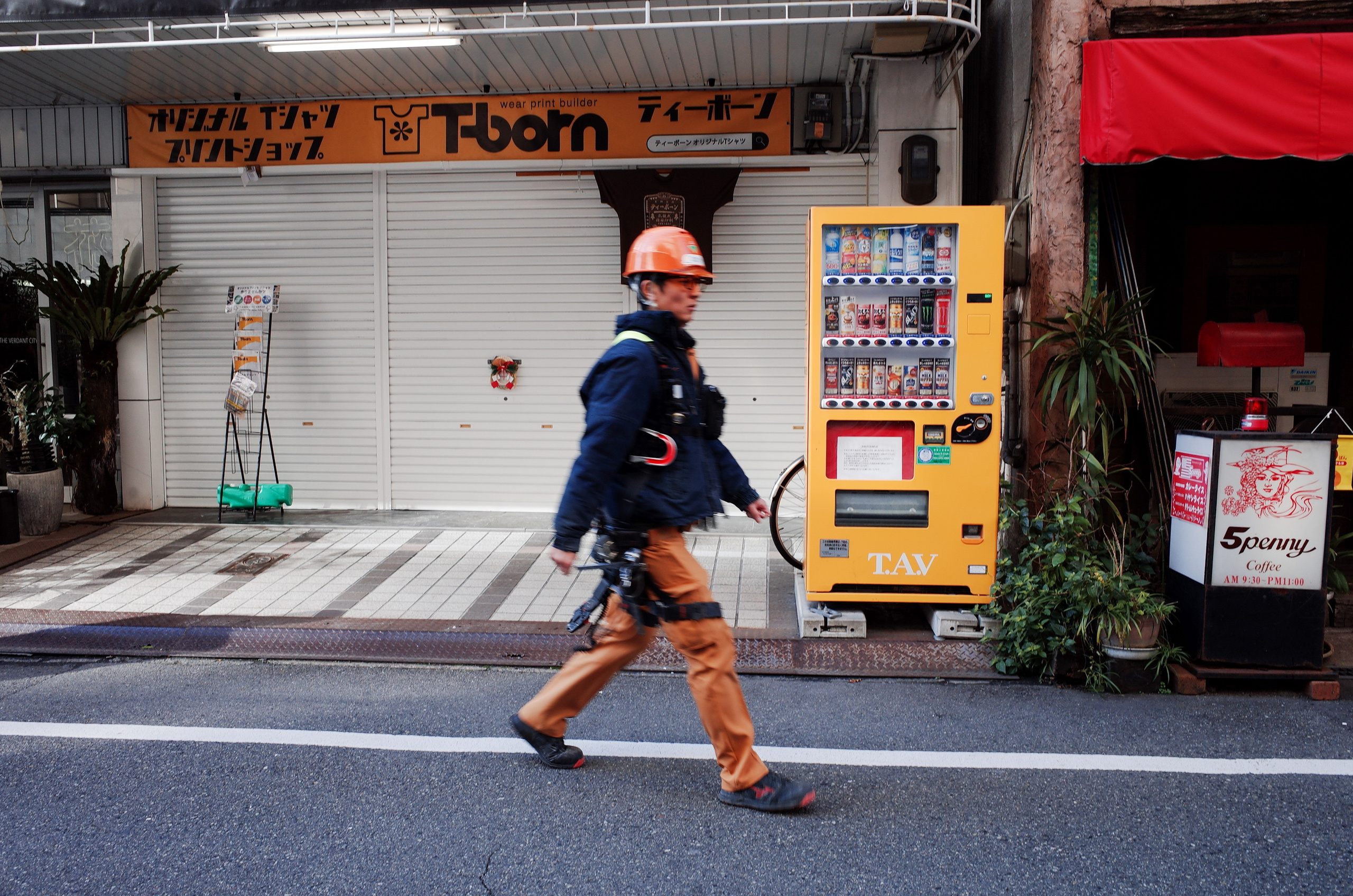 Japan. Sasha Chernov | Documentary Photographer, Berlin
