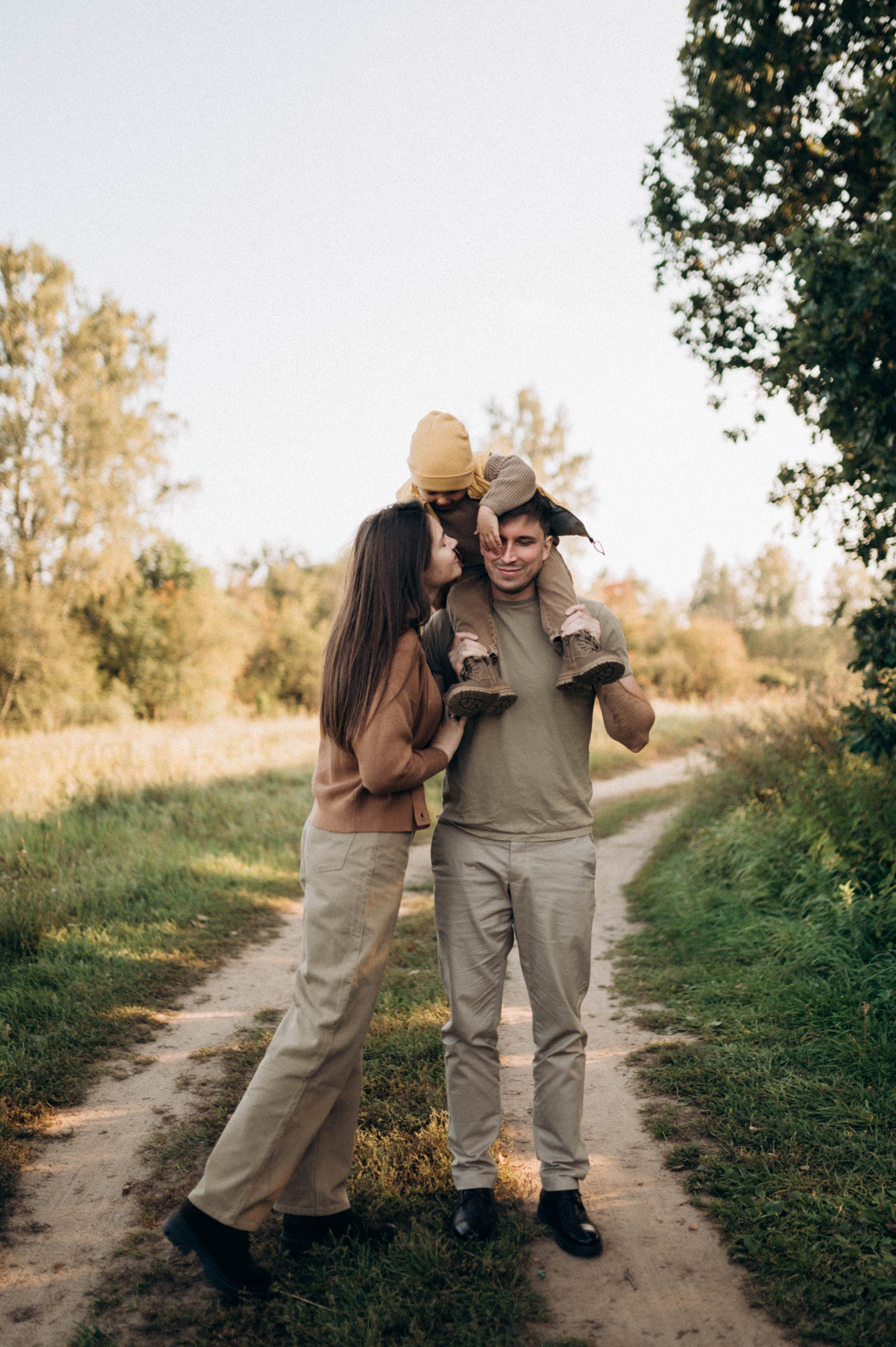 У дуба. Семейный фотограф Нагорнова Виктория