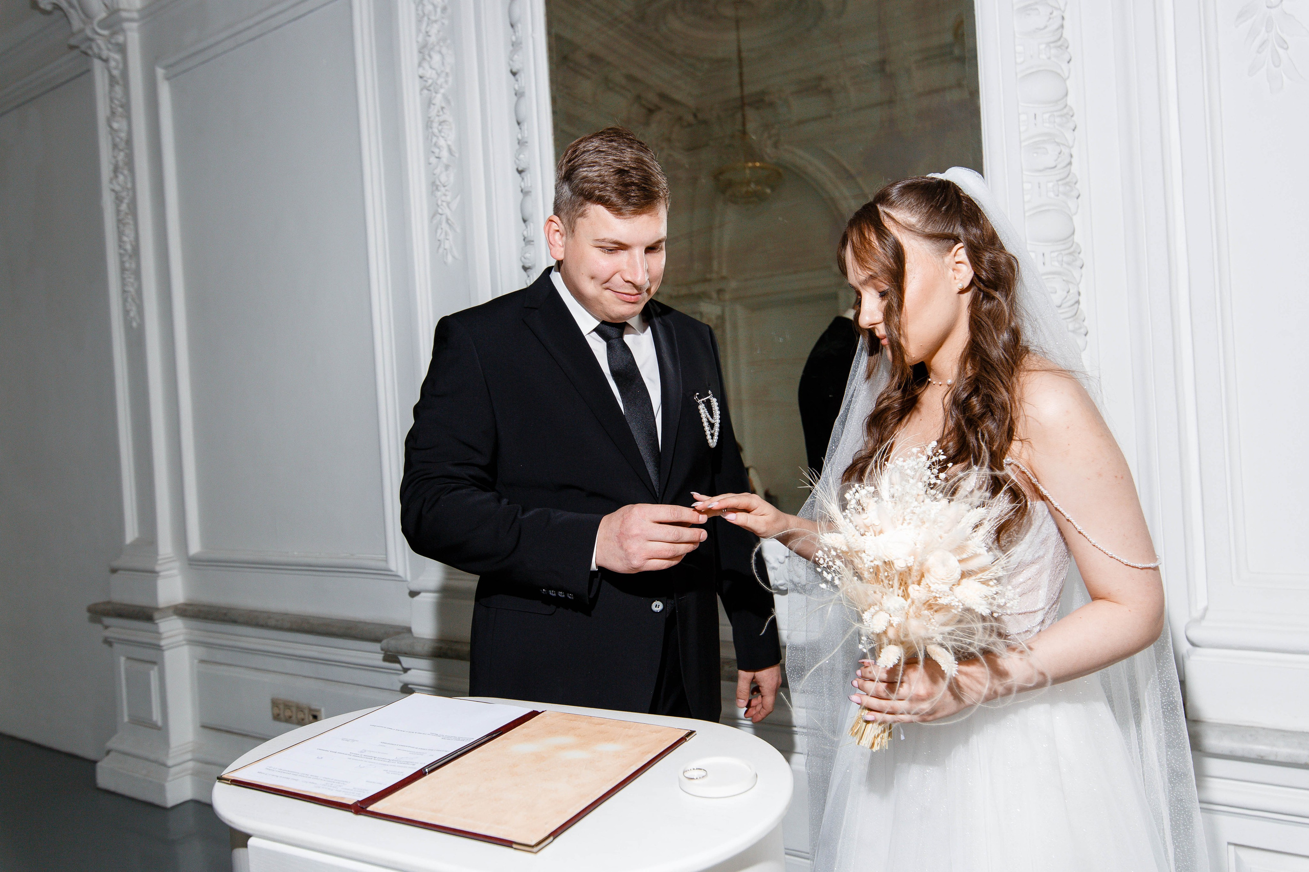 Свадебная фотосессия в Особняке Спиридоновых. Свадебный и Интерьерный Фотограф во Владимире Евгений Федин