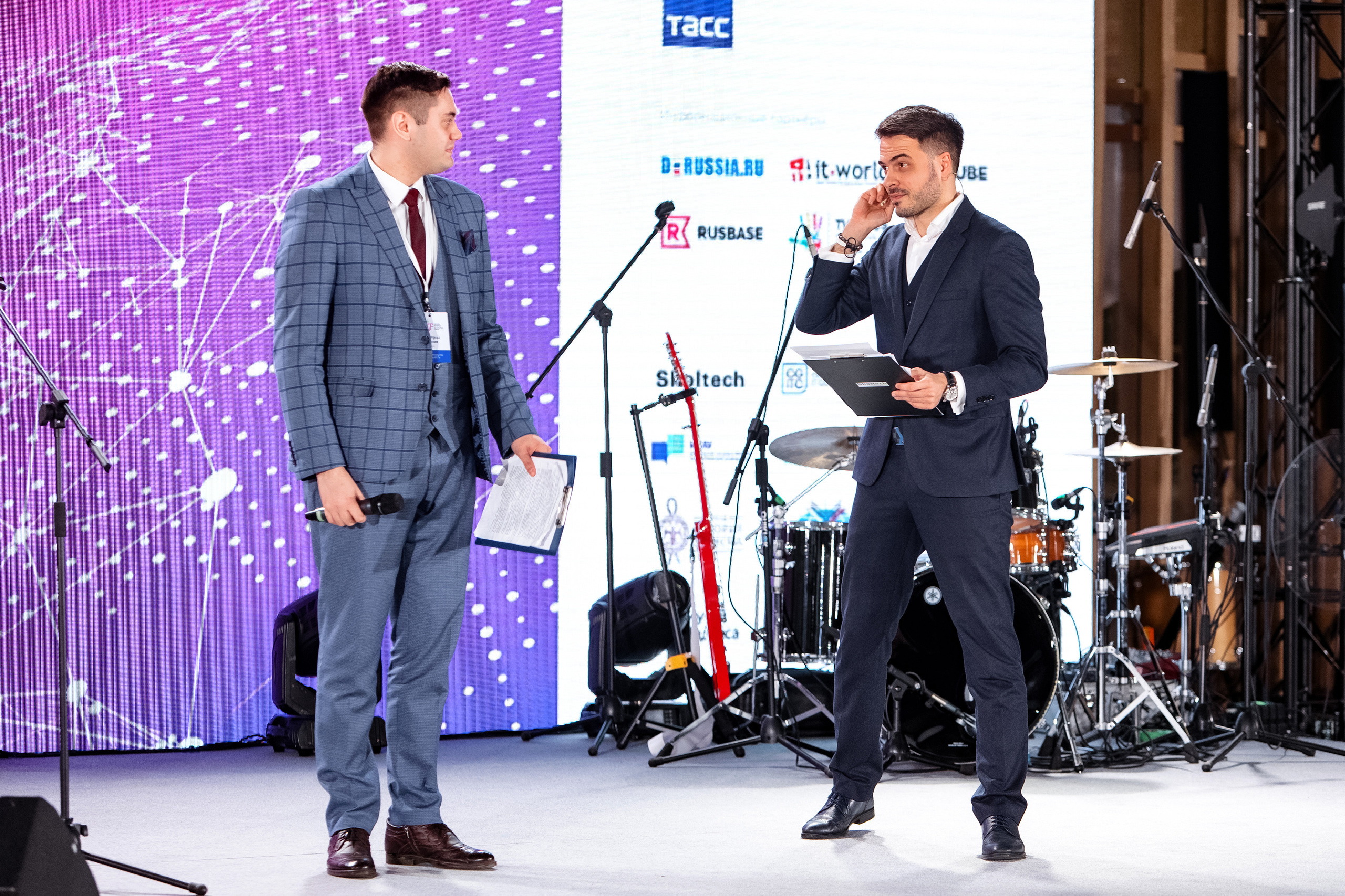 Youth RIGF. Сколково (1). Свадебный репортажный фотограф в Москве