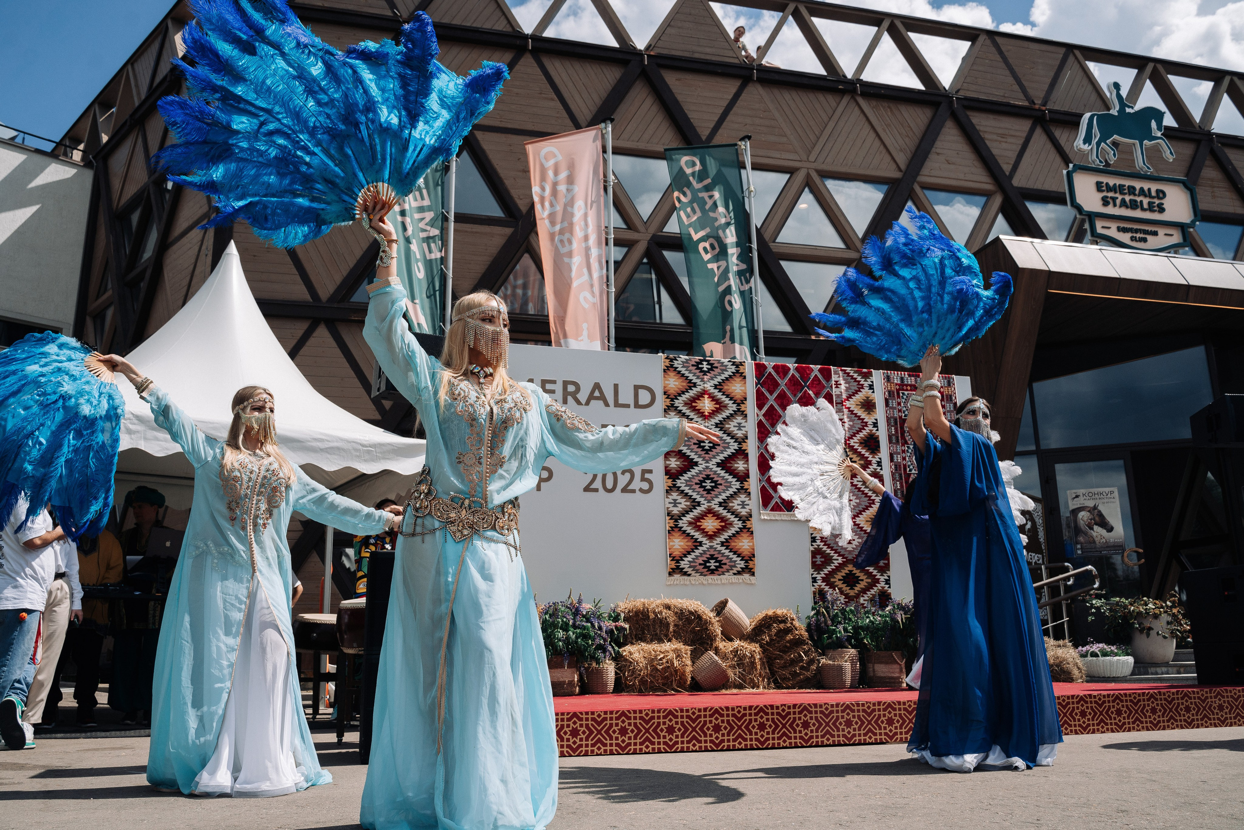 Магия Востока в Emerald Stables. Свадебный и семейный фотограф в Москве и МО Геннадий Туманцев