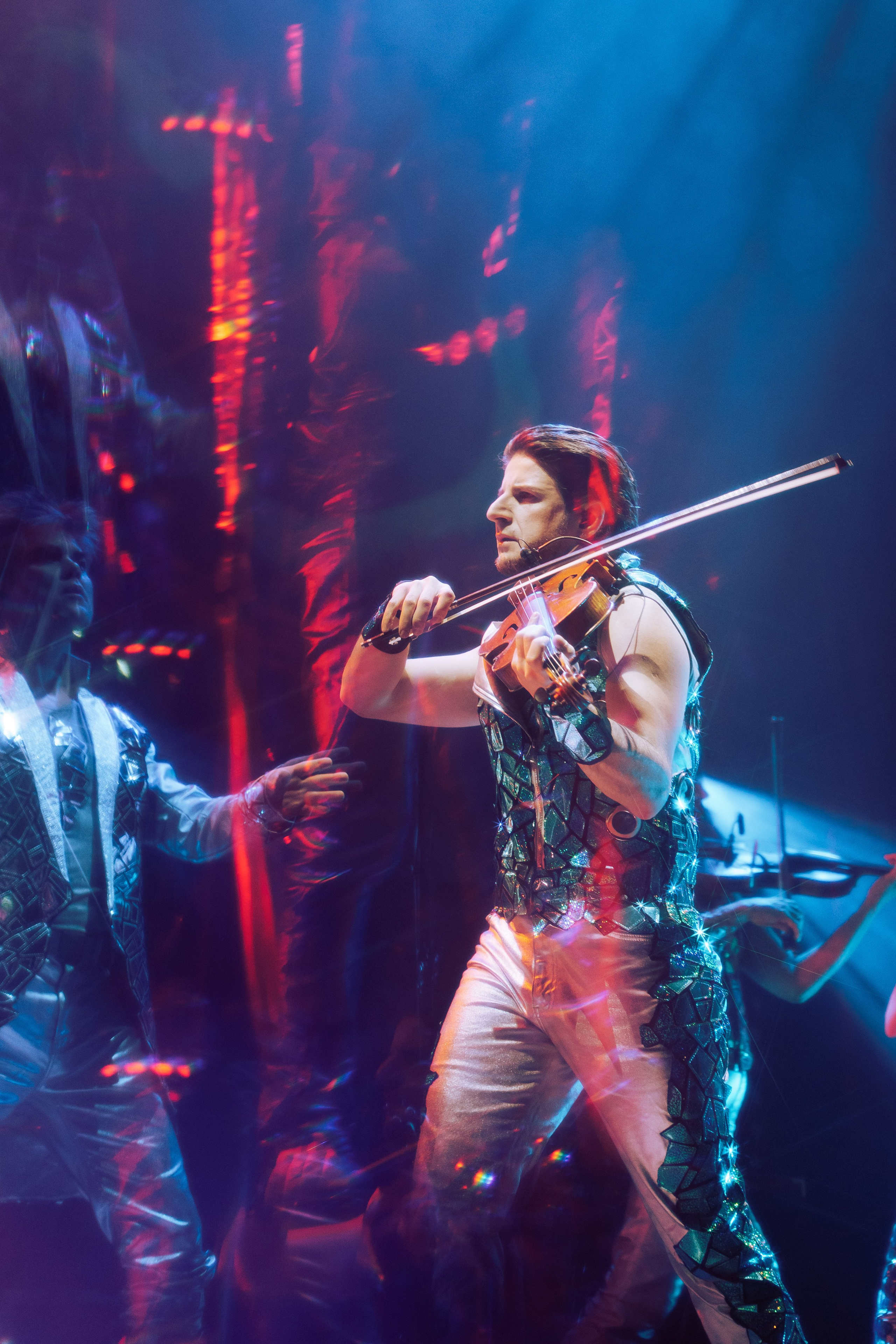 Танец, сцена, шоу. ИТВИ