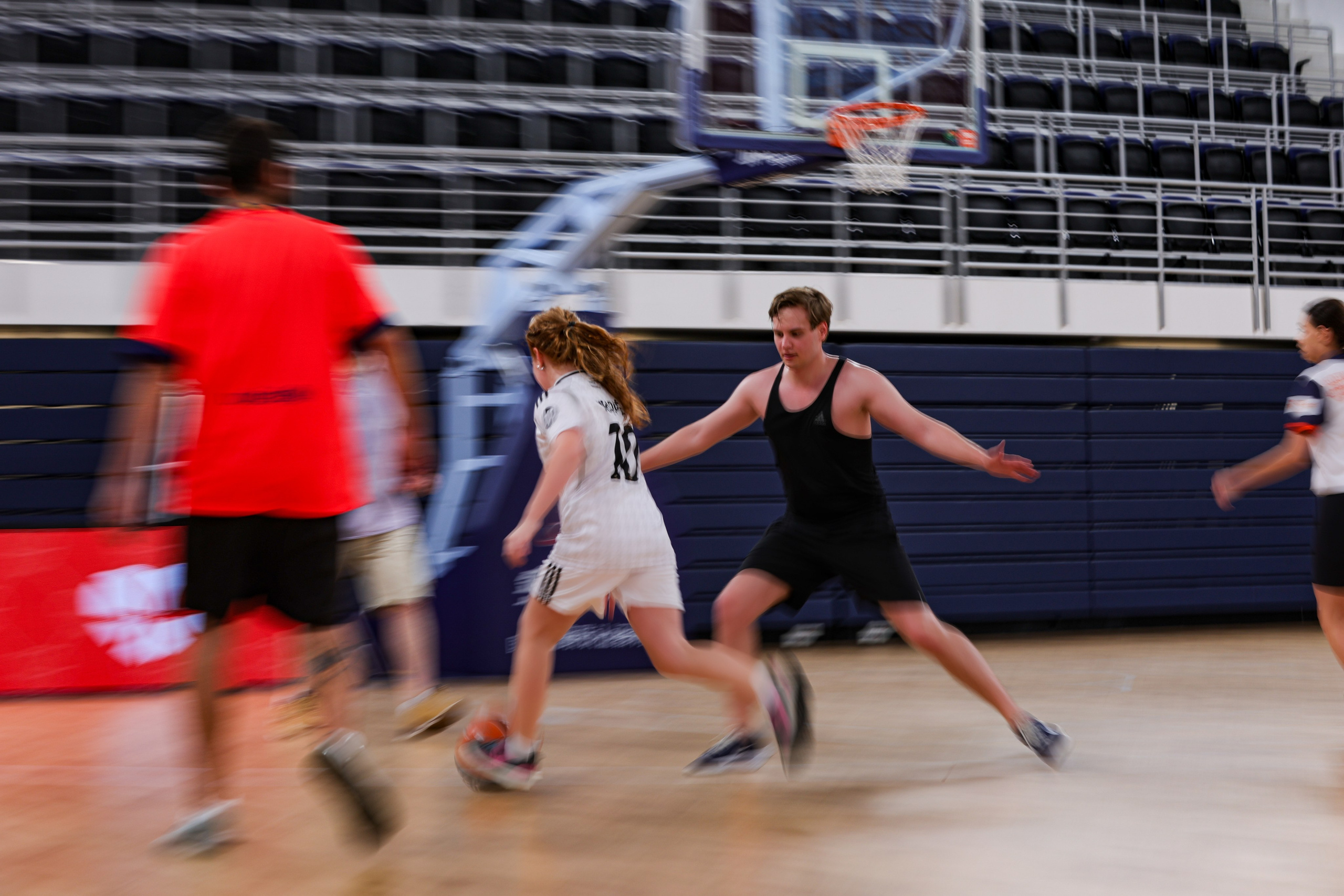 День рождения на баскетбольной площадке. Фотограф в Москве портреты | репортажи | спорт