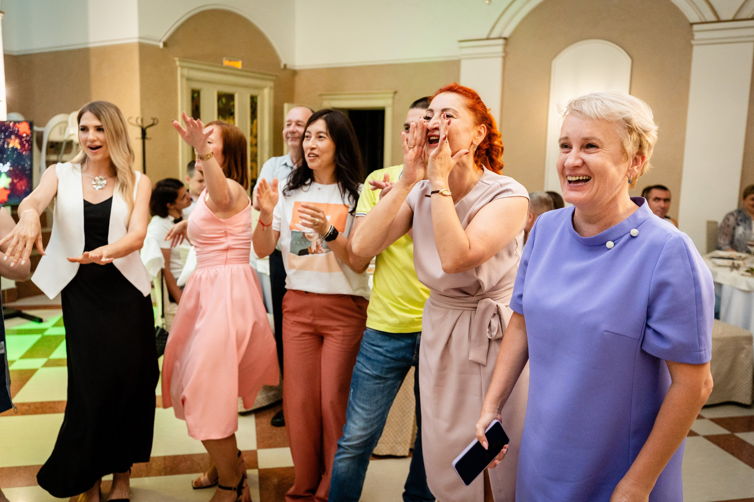 Школьный выпускной. Детский фотограф видеограф в Хабаровске Михаил Орлов